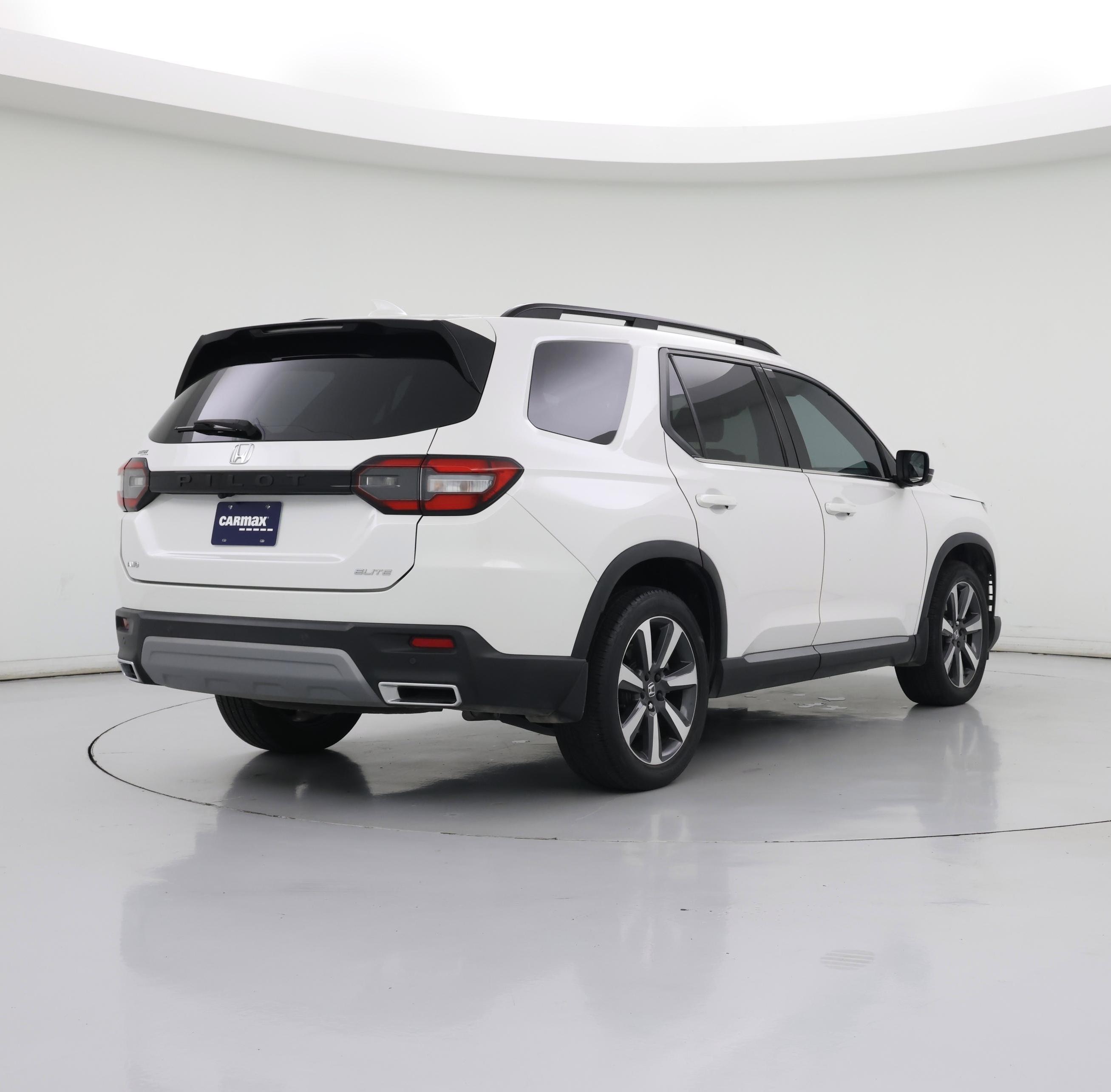 Thumbnail: 2023 Honda Pilot - 8