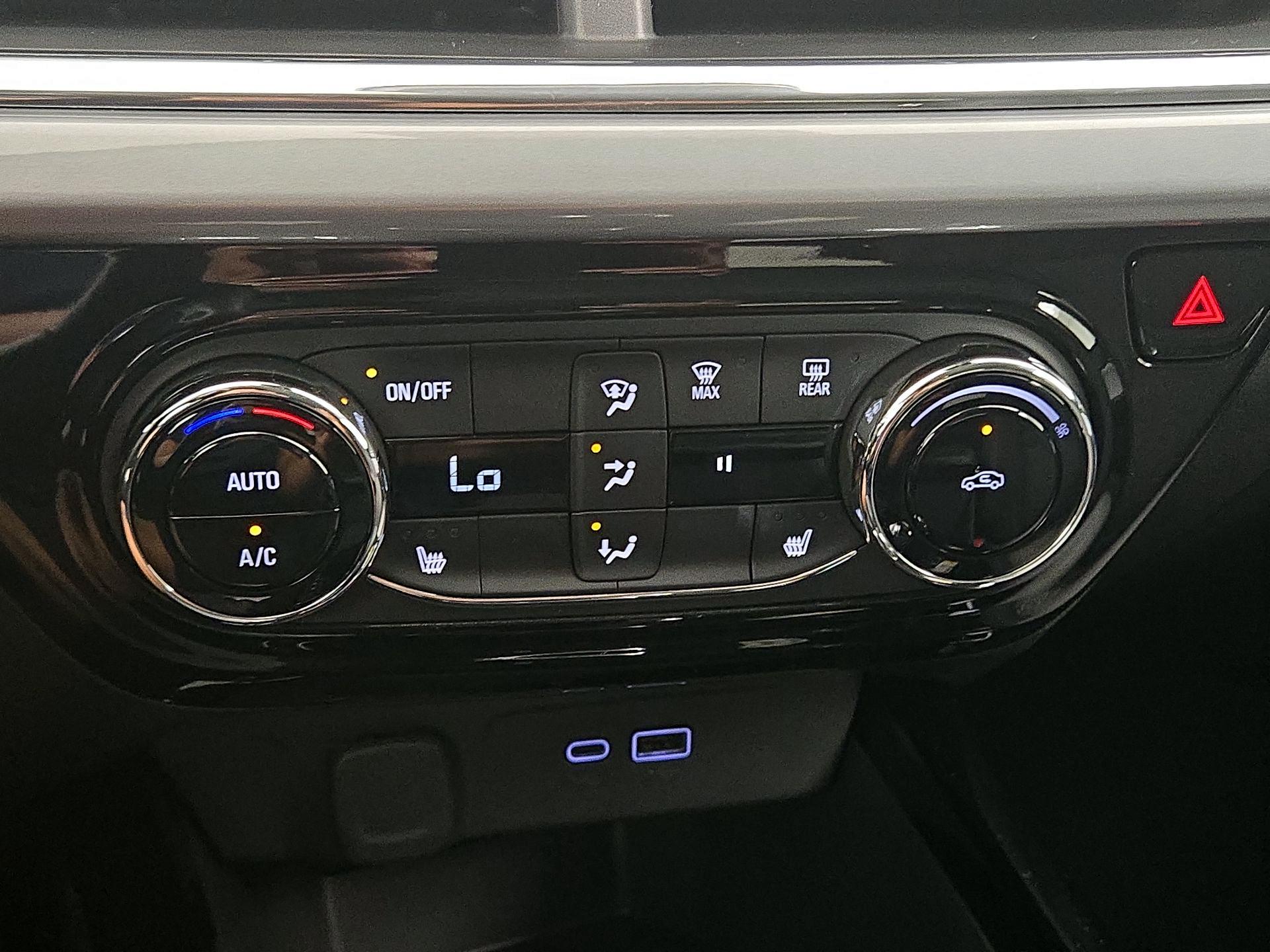 Thumbnail: 2024 Chevrolet Trax - 16