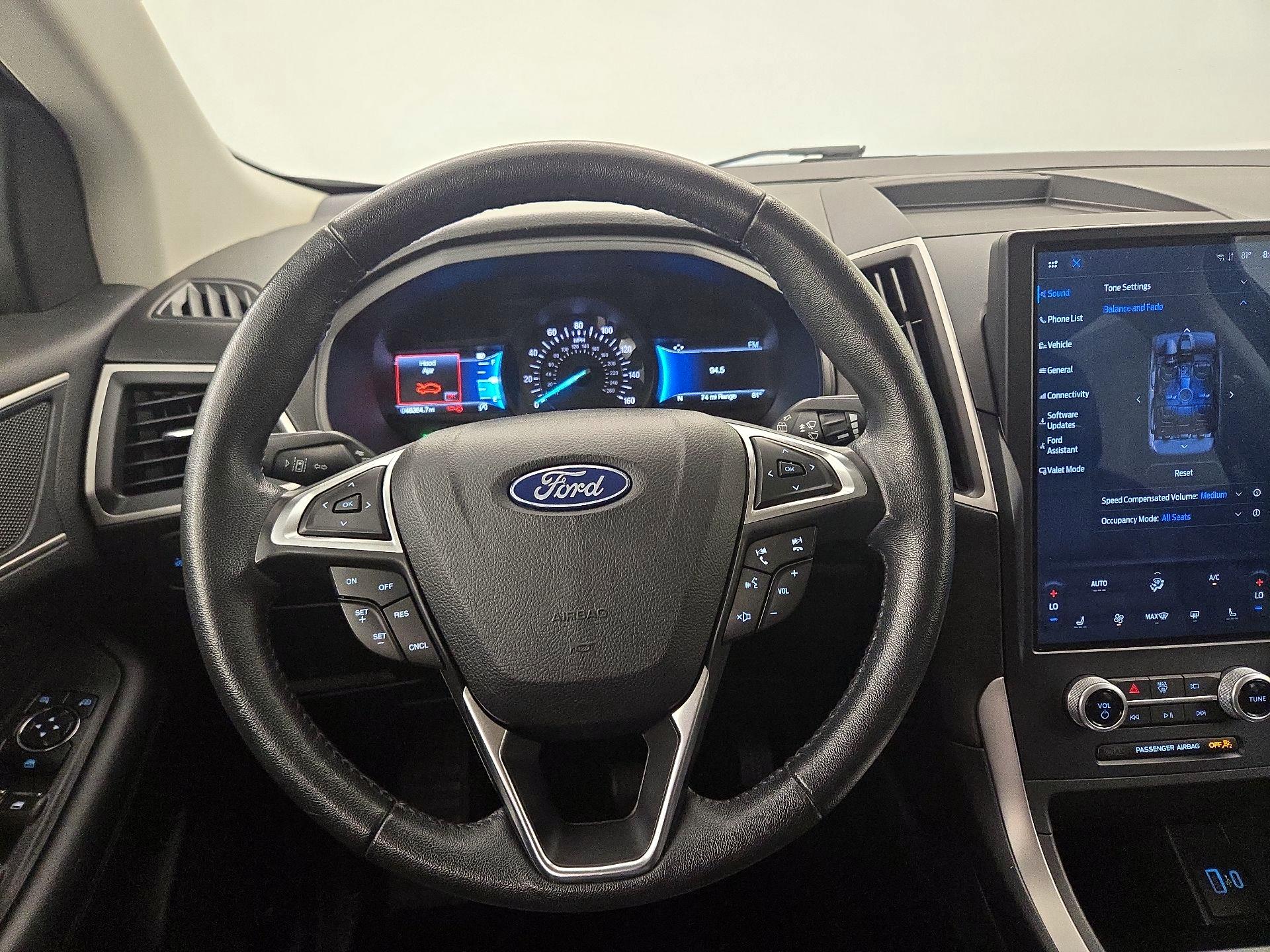Thumbnail: 2022 Ford Edge - 10