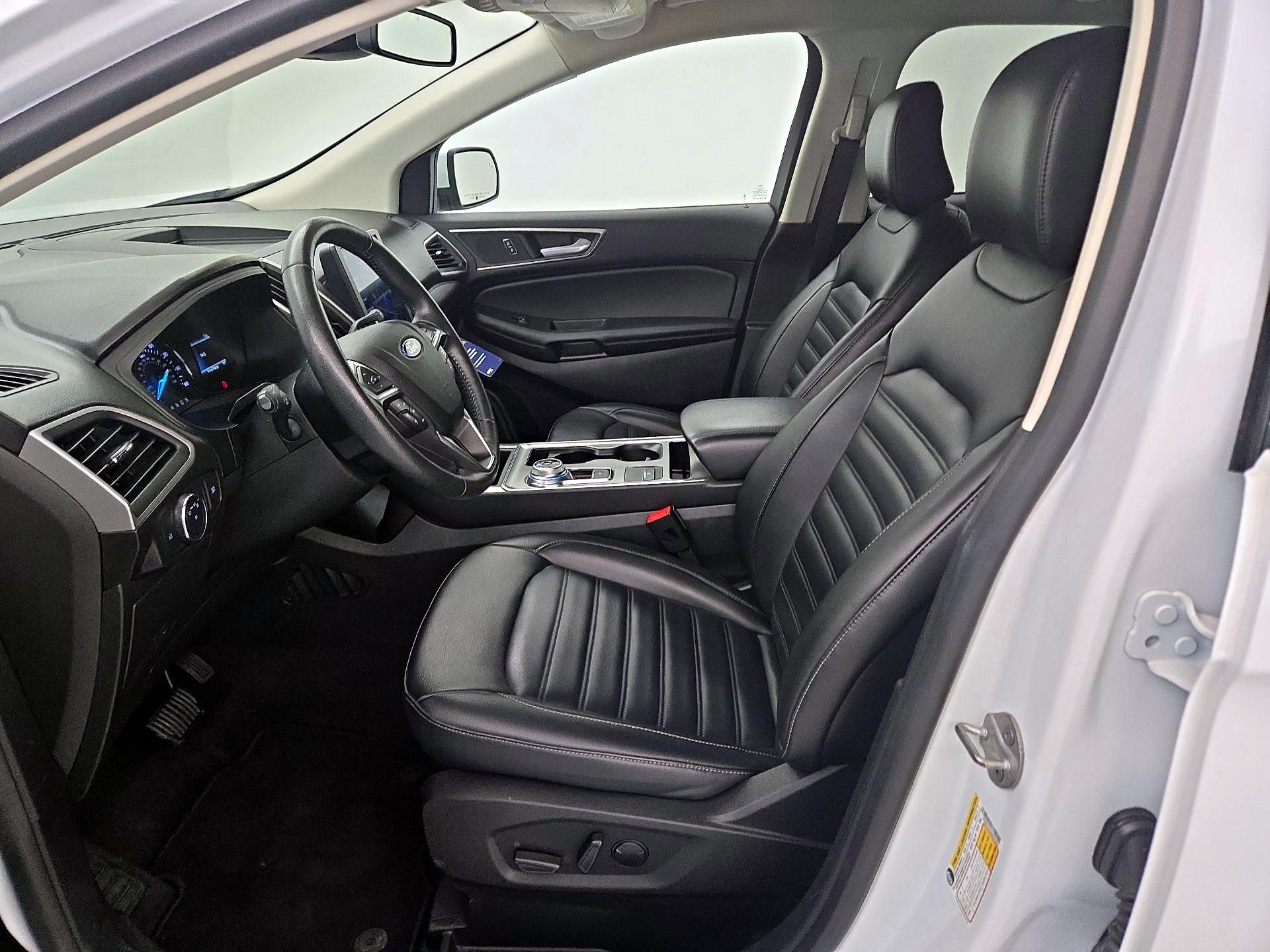 Thumbnail: 2022 Ford Edge - 11