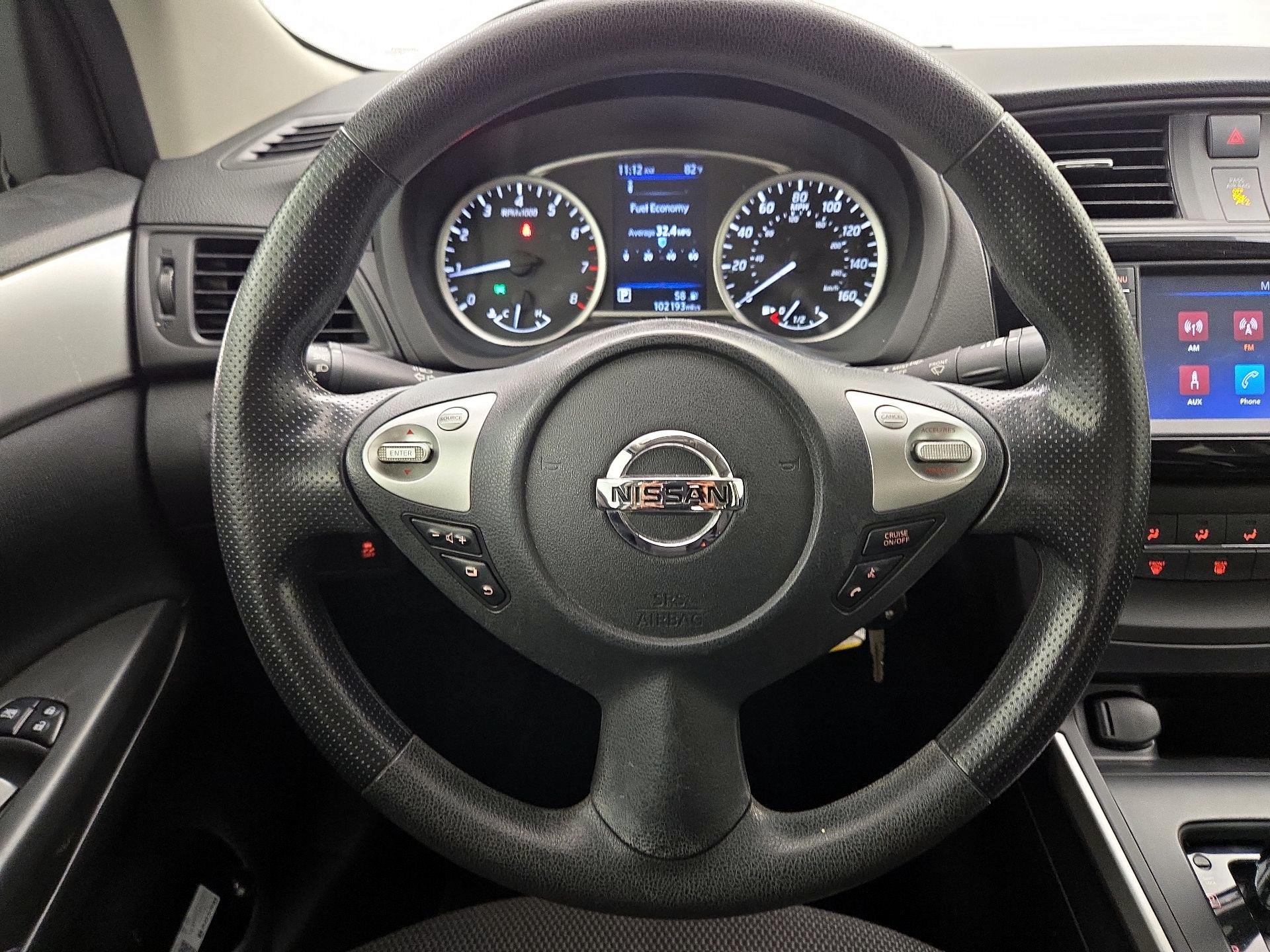 Thumbnail: 2019 Nissan Sentra - 10