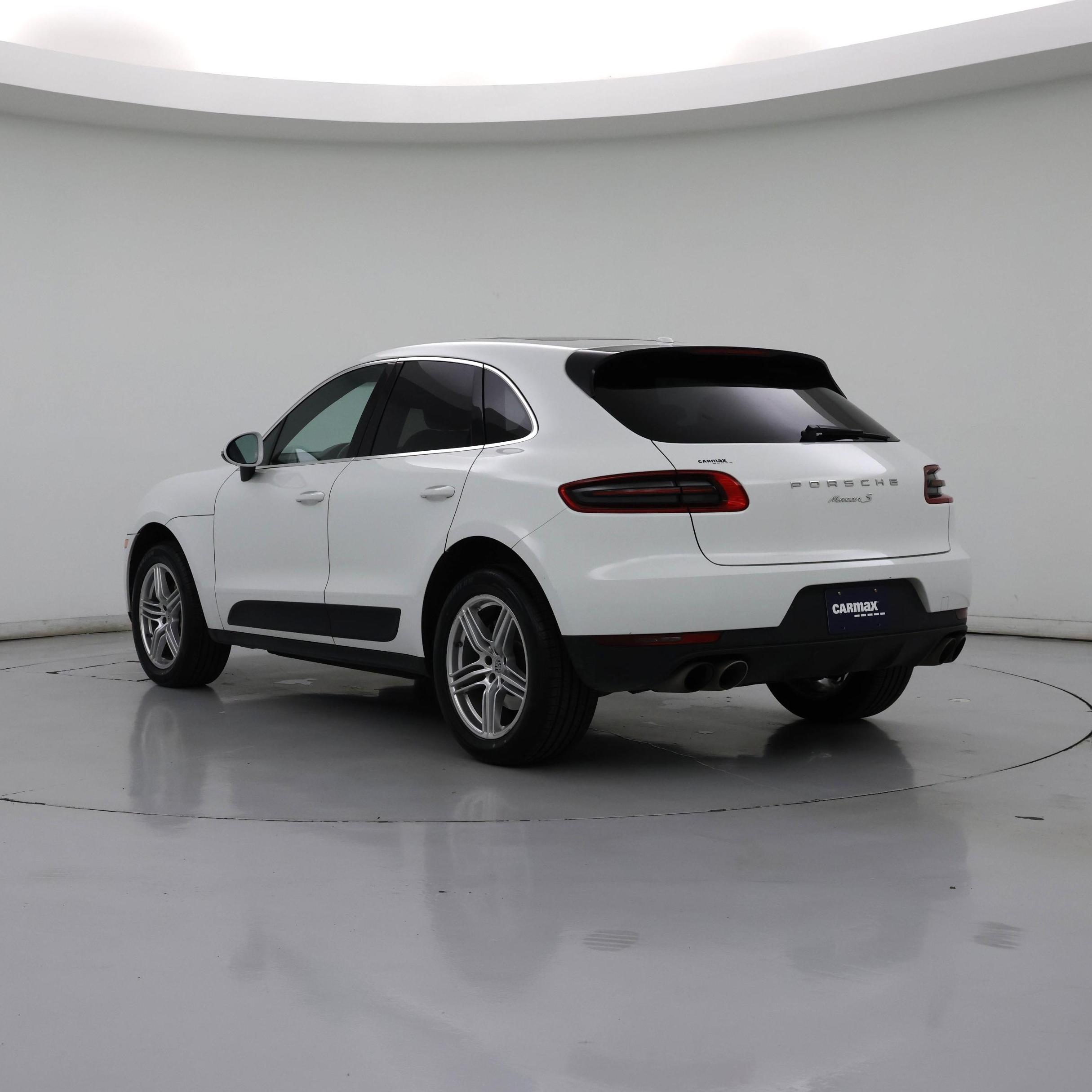 Thumbnail: 2015 Porsche Macan - 2