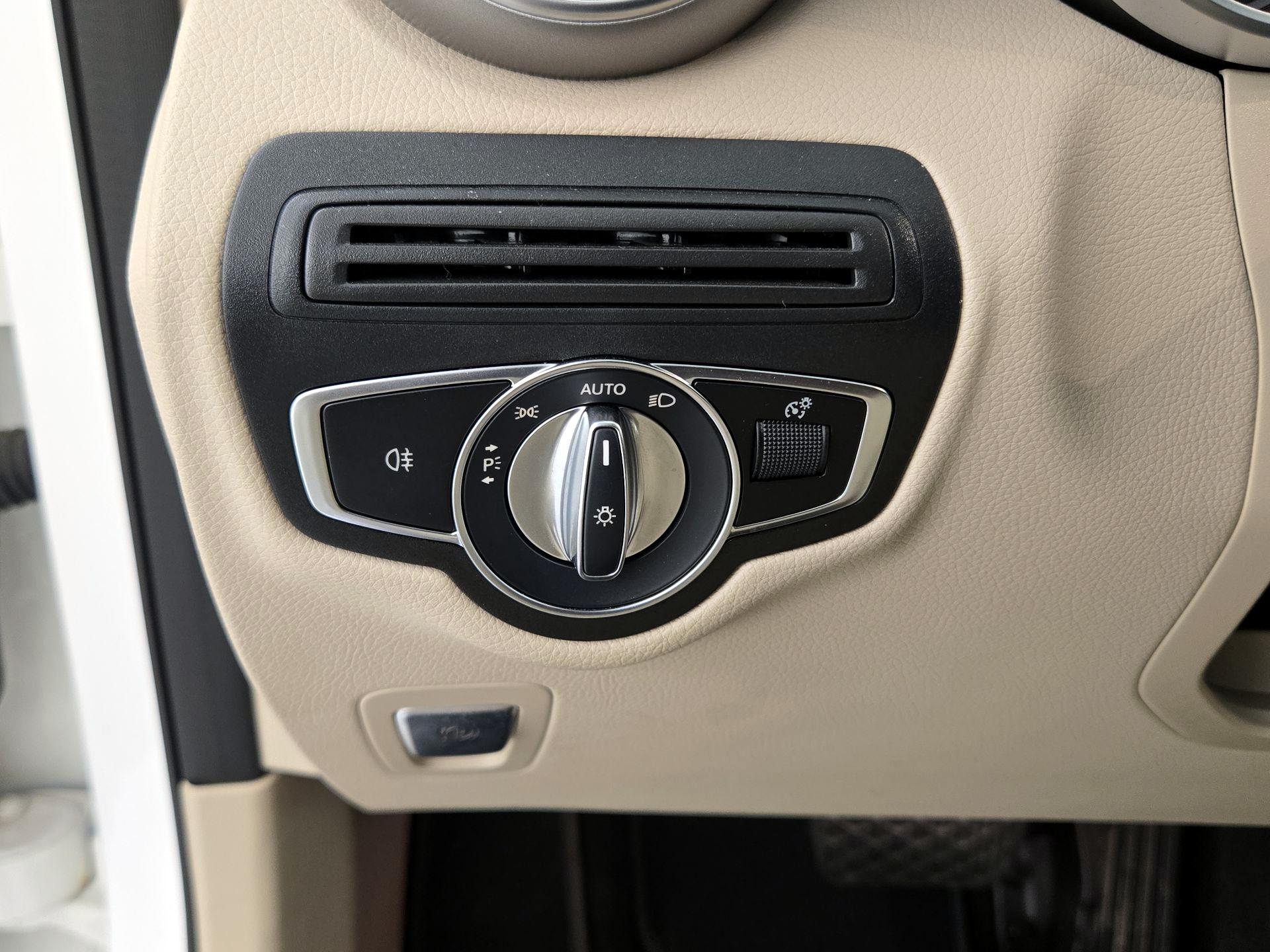 Thumbnail: 2021 Mercedes-Benz GLC - 13