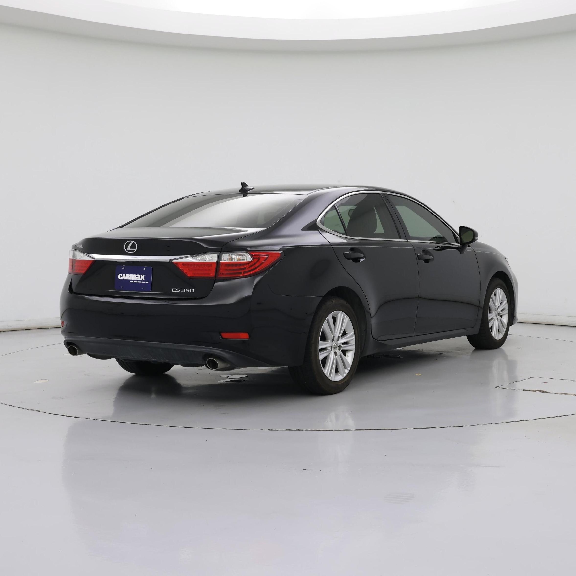Thumbnail: 2014 Lexus ES - 8