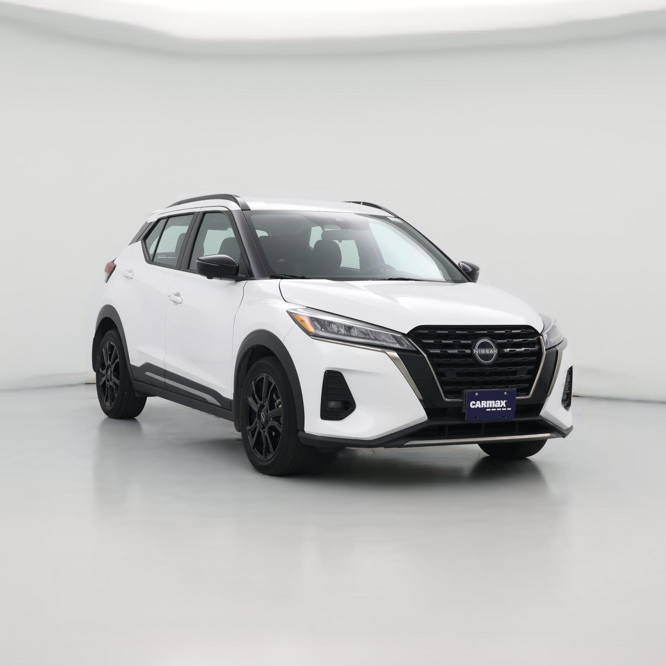 Thumbnail: 2023 Nissan Kicks - 1