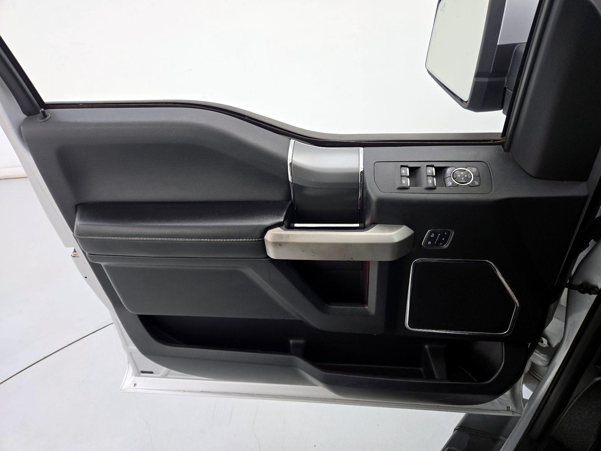 Thumbnail: 2015 Ford F-150 - 12