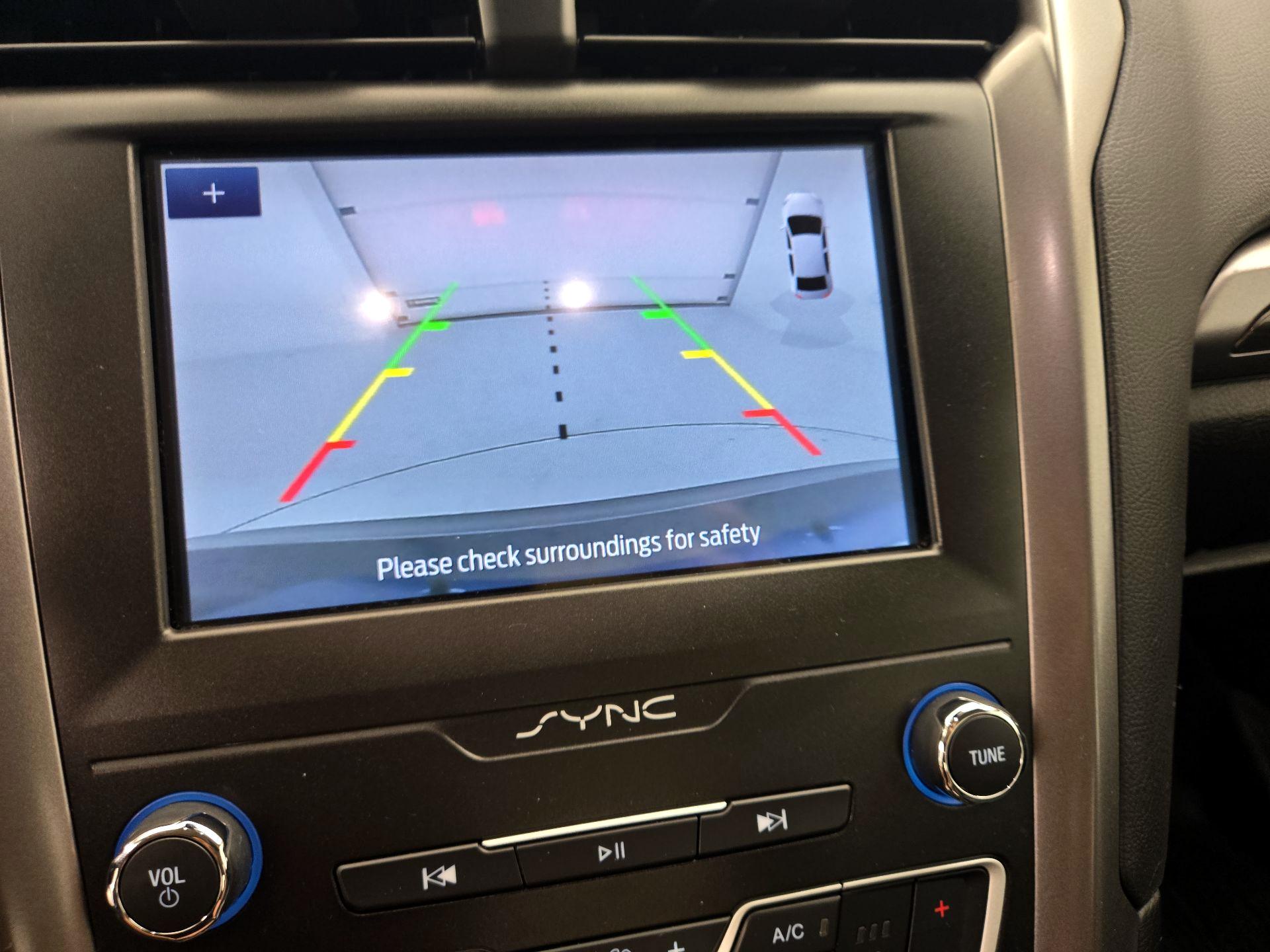 Thumbnail: 2020 Ford Fusion - 14