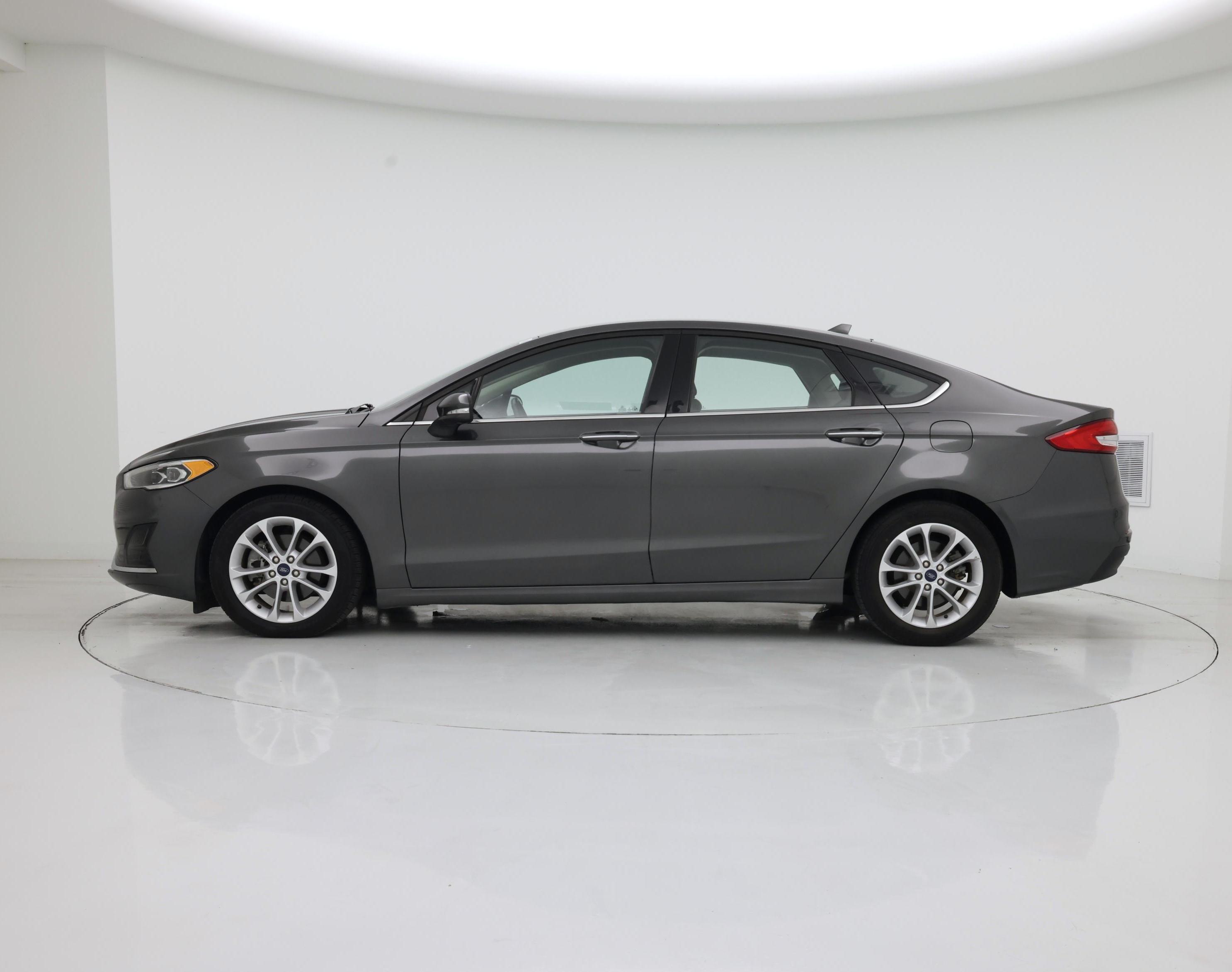 Thumbnail: 2020 Ford Fusion - 3