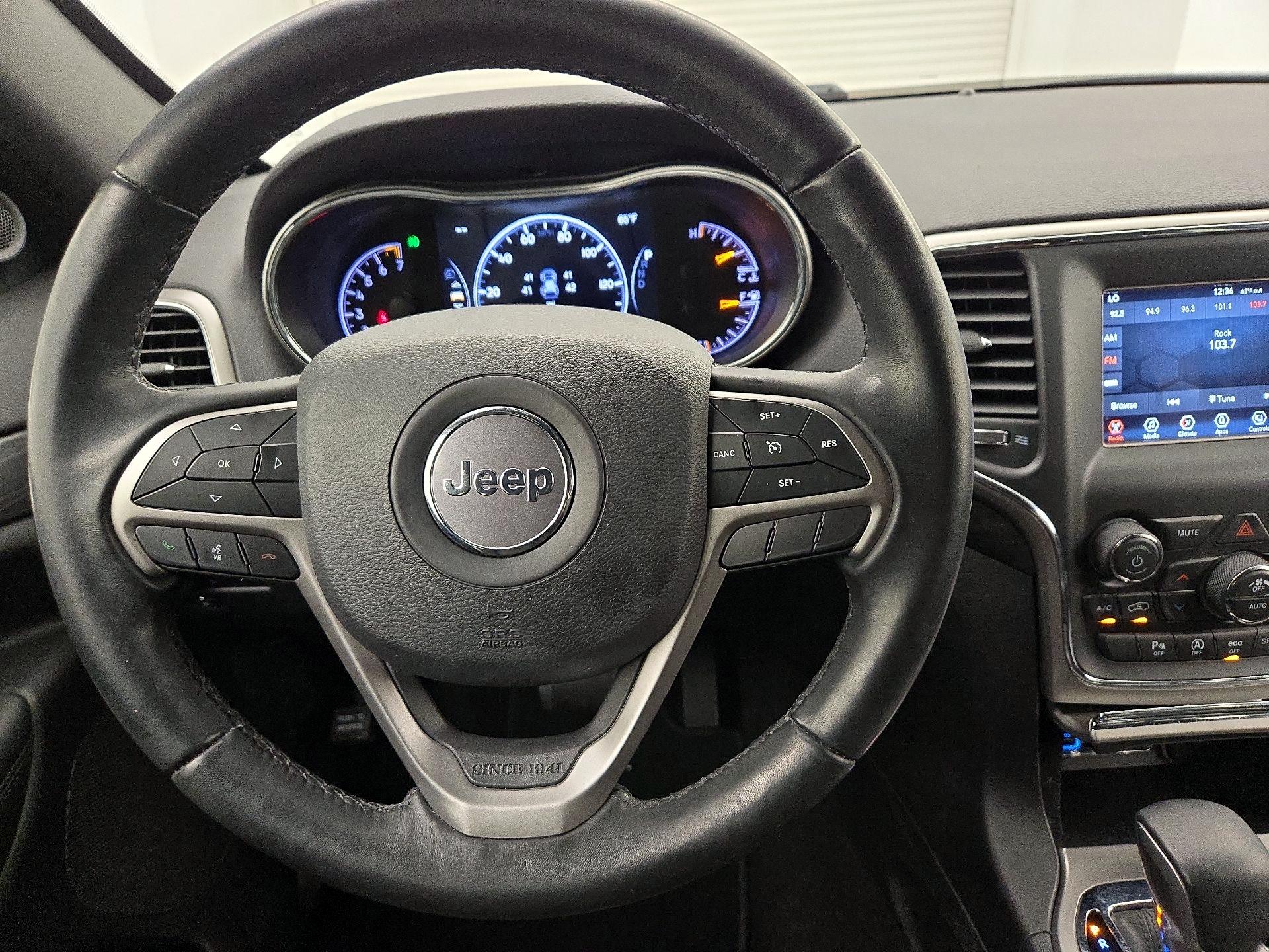 Thumbnail: 2021 Jeep Grand Cherokee - 10