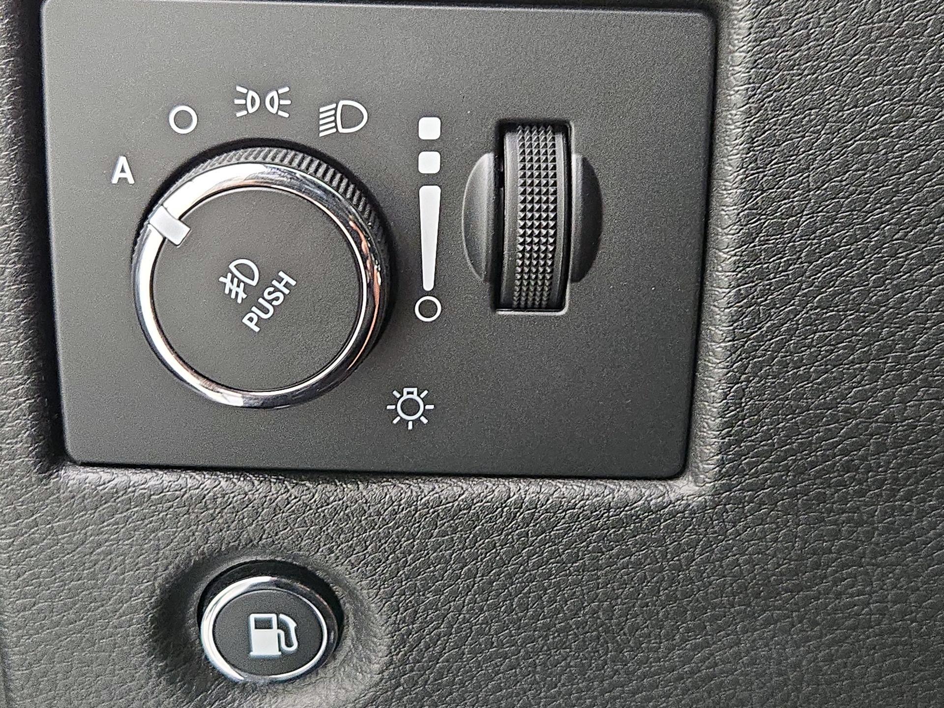 Thumbnail: 2021 Jeep Grand Cherokee - 13