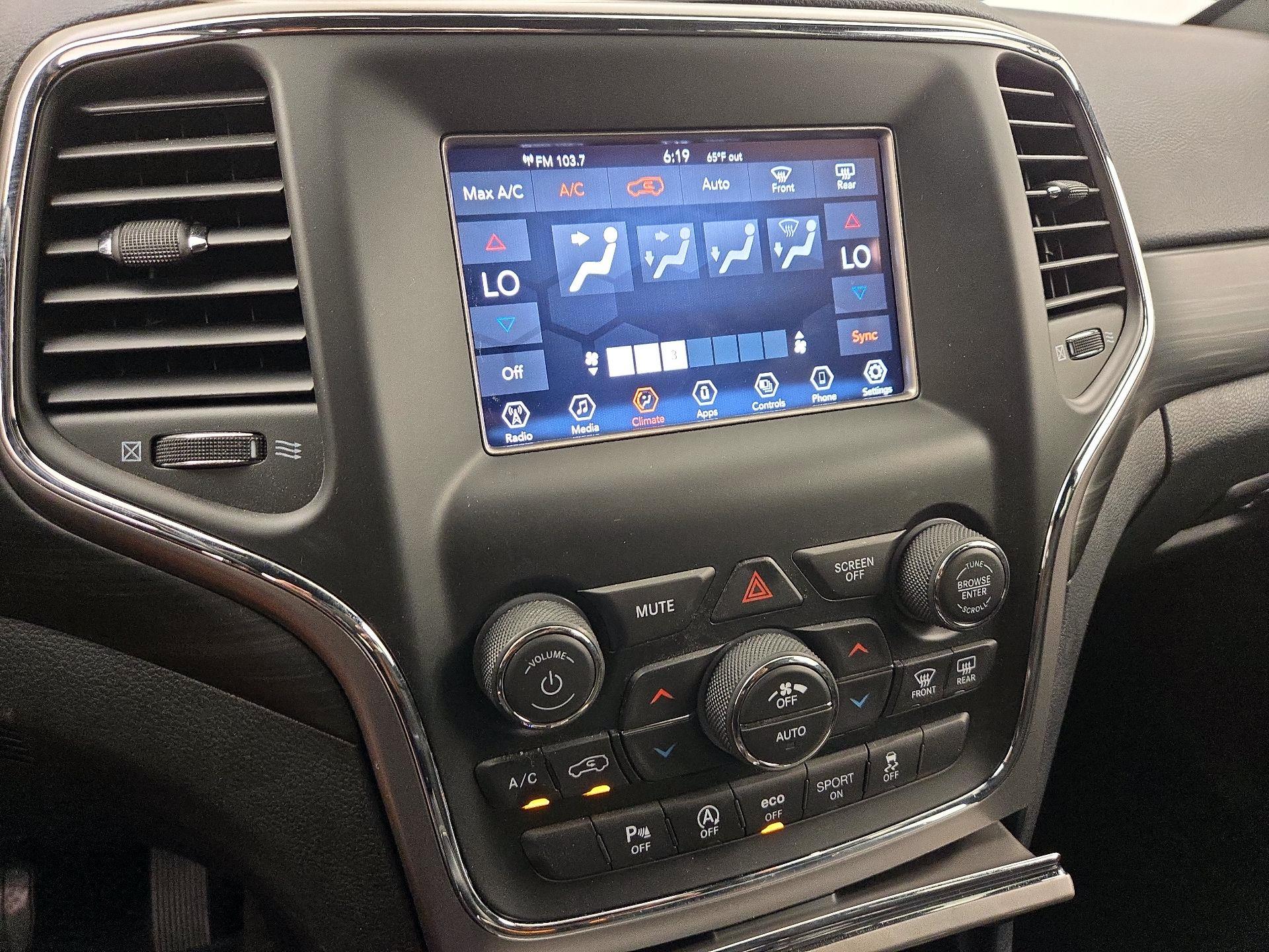 Thumbnail: 2021 Jeep Grand Cherokee - 16