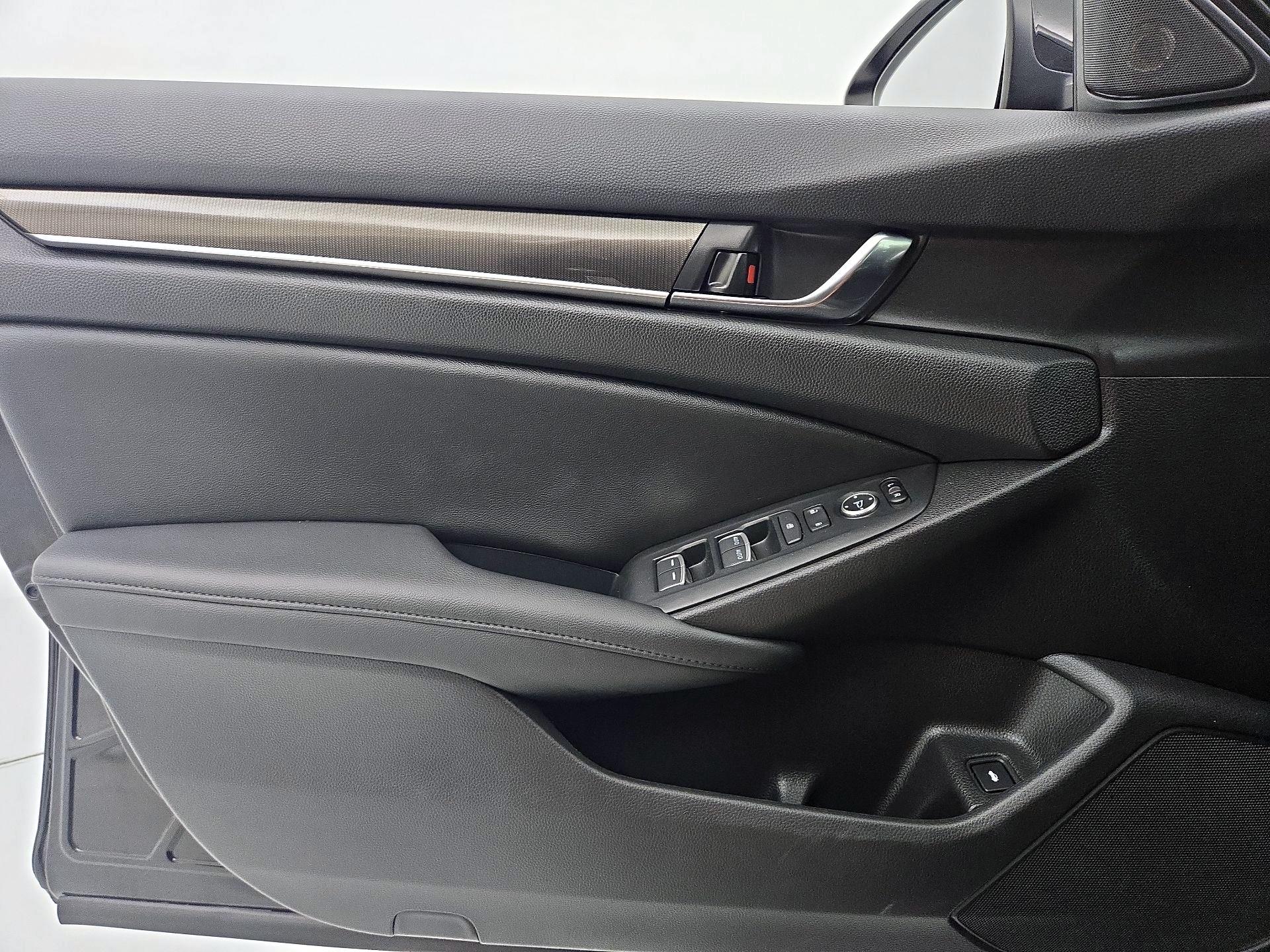 Thumbnail: 2022 Honda Accord - 12
