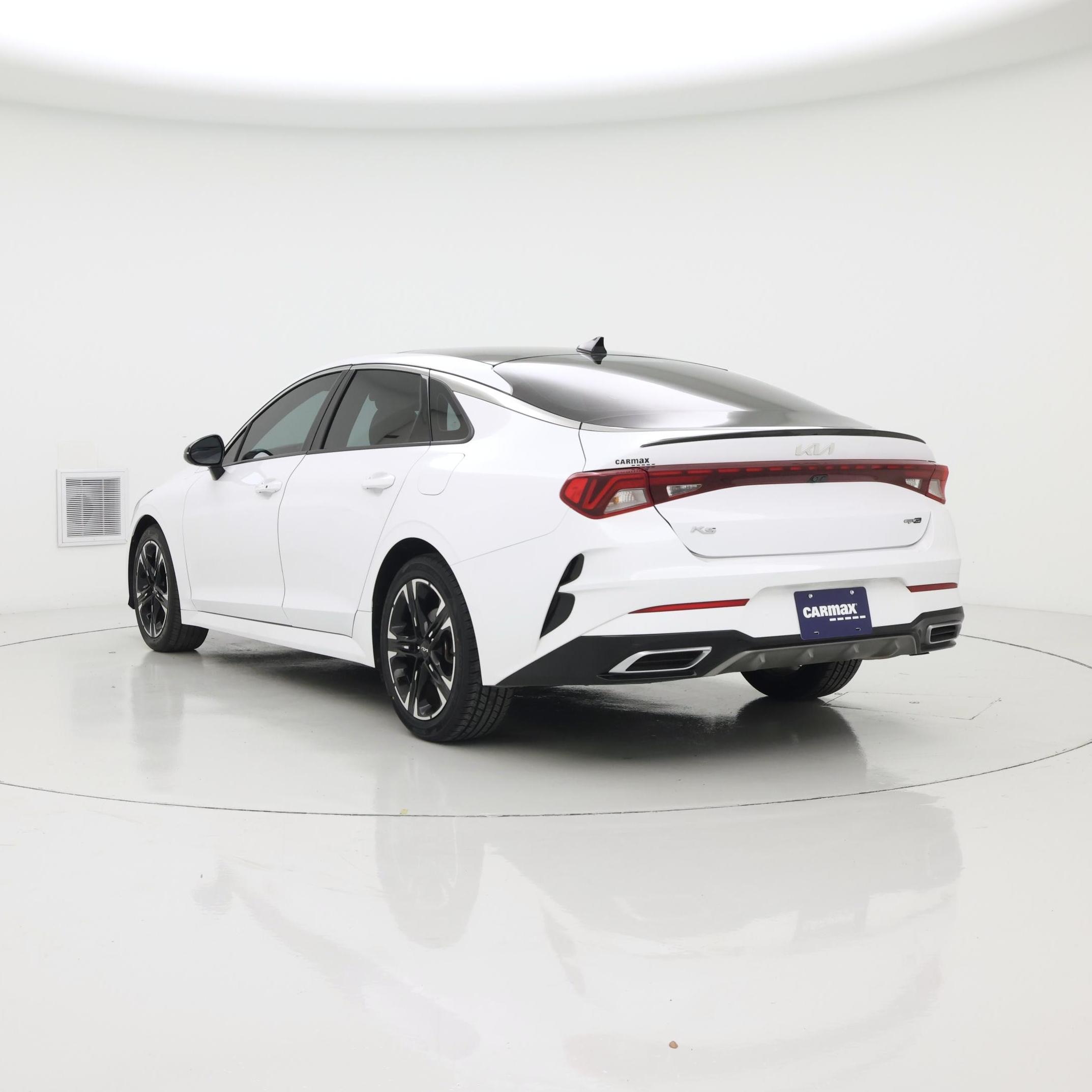 Thumbnail: 2022 Kia K5 - 2