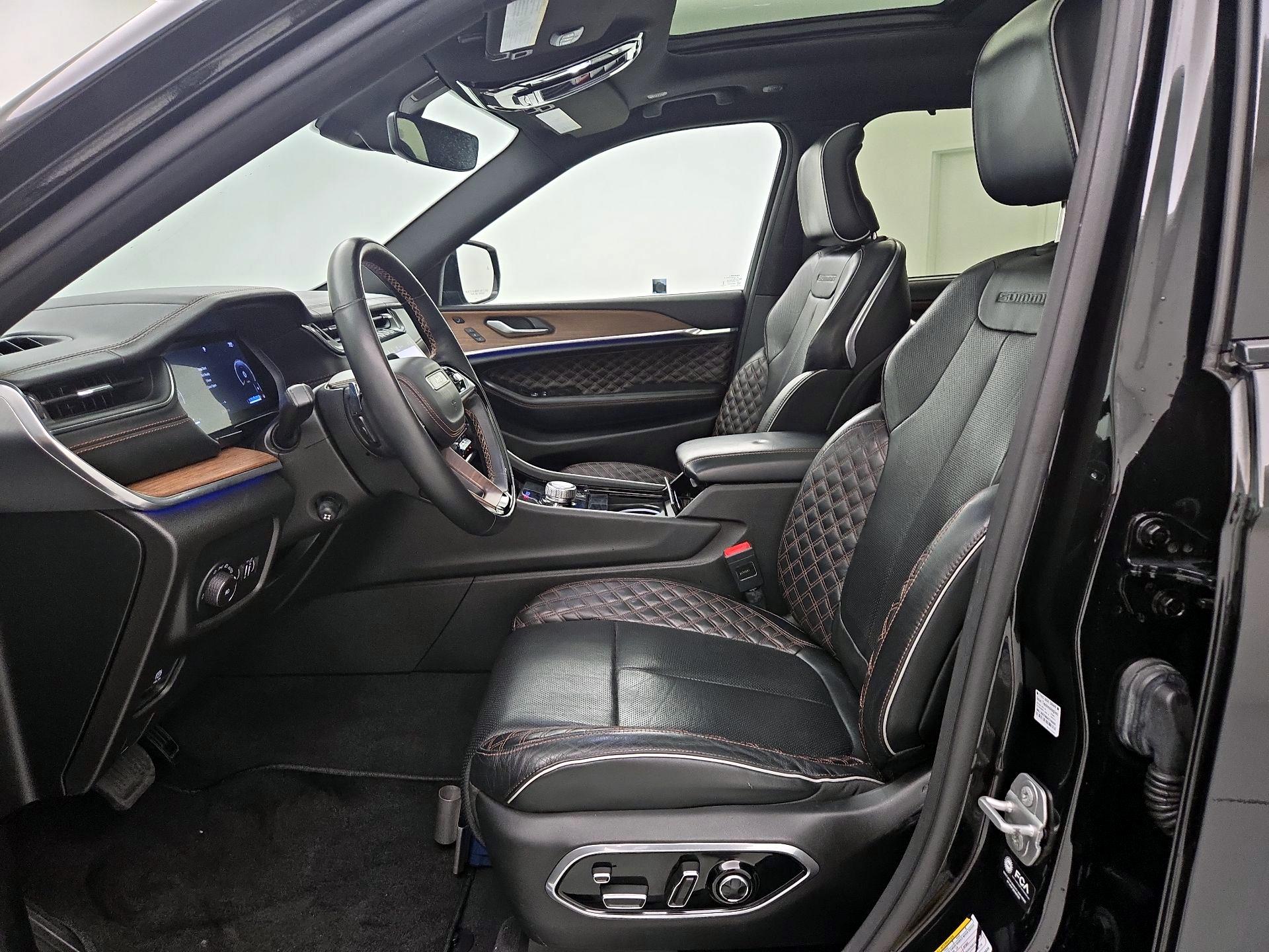 Thumbnail: 2021 Jeep Grand Cherokee L - 11