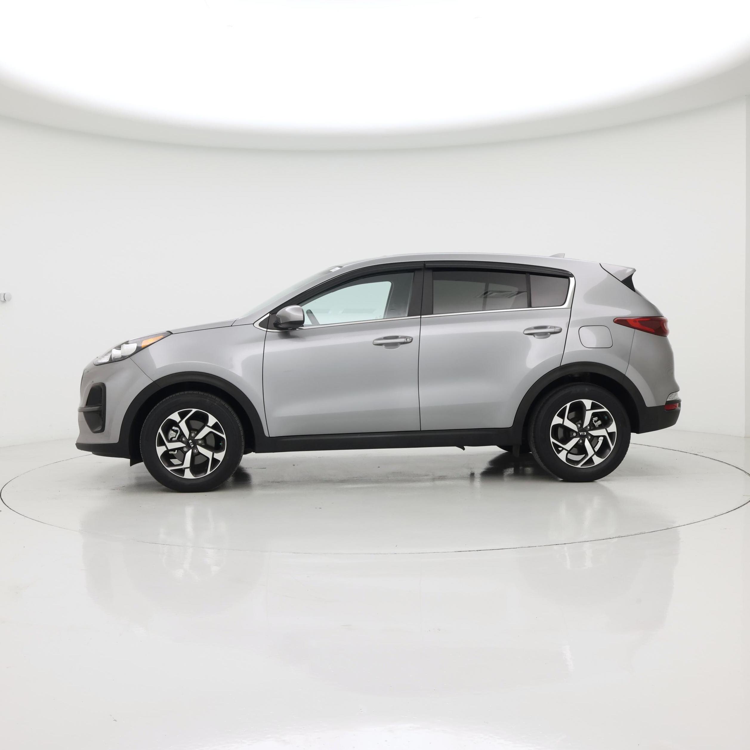 Thumbnail: 2022 Kia Sportage - 3