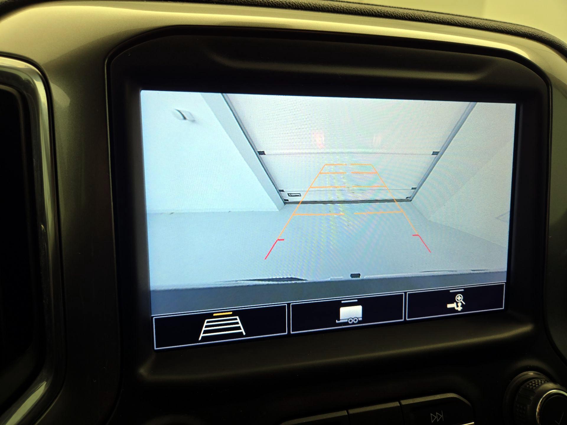 Thumbnail: 2020 Chevrolet Silverado 1500 - 14