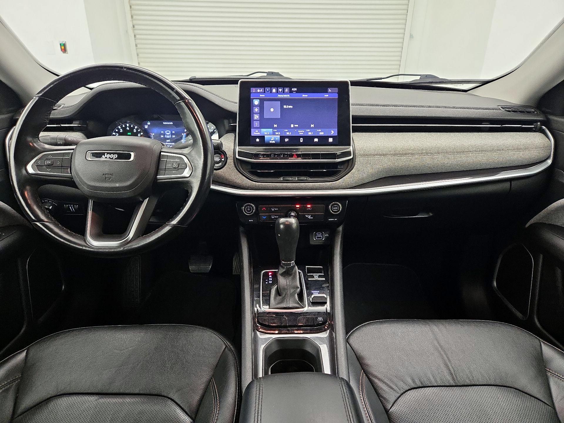 Thumbnail: 2022 Jeep Compass - 9