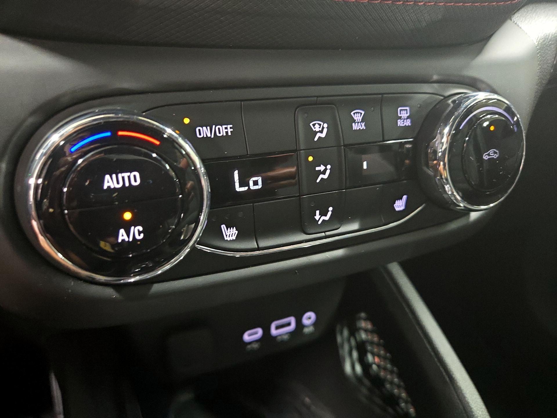 Thumbnail: 2022 Chevrolet TrailBlazer - 16