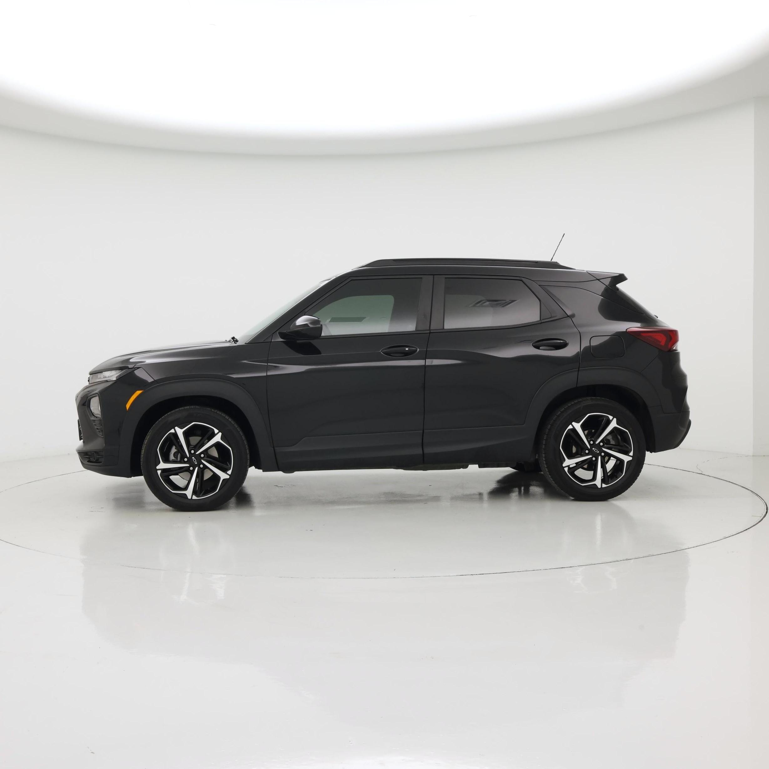 Thumbnail: 2022 Chevrolet TrailBlazer - 3
