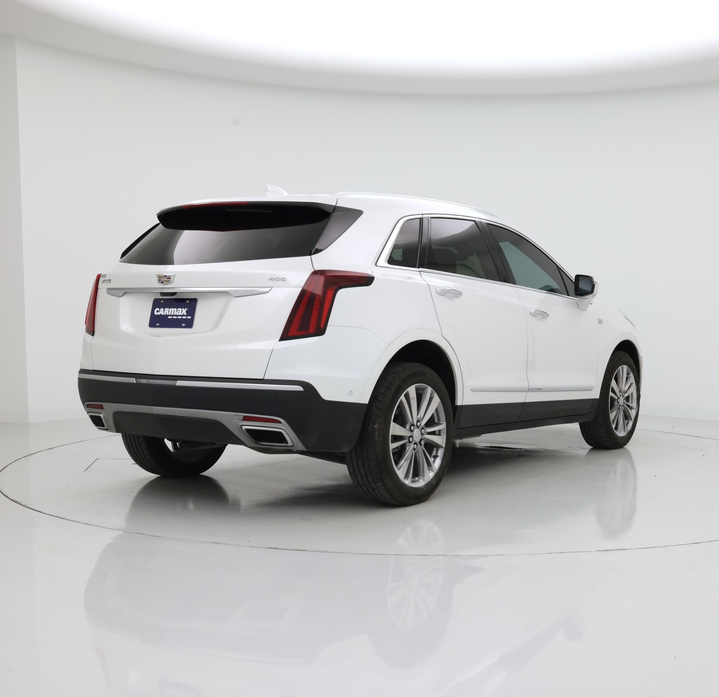 Thumbnail: 2023 Cadillac XT5 - 8