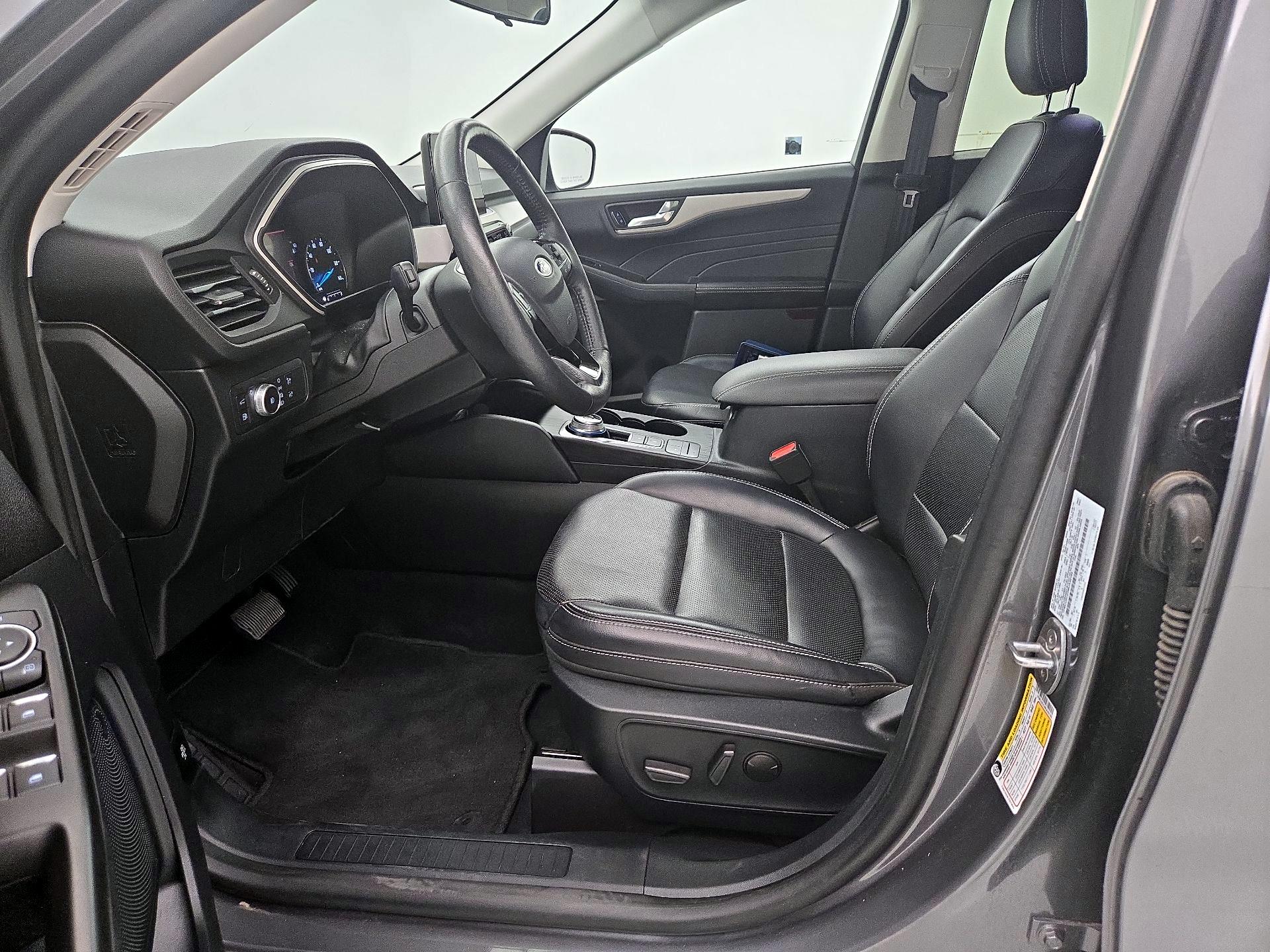 Thumbnail: 2021 Ford Escape - 11