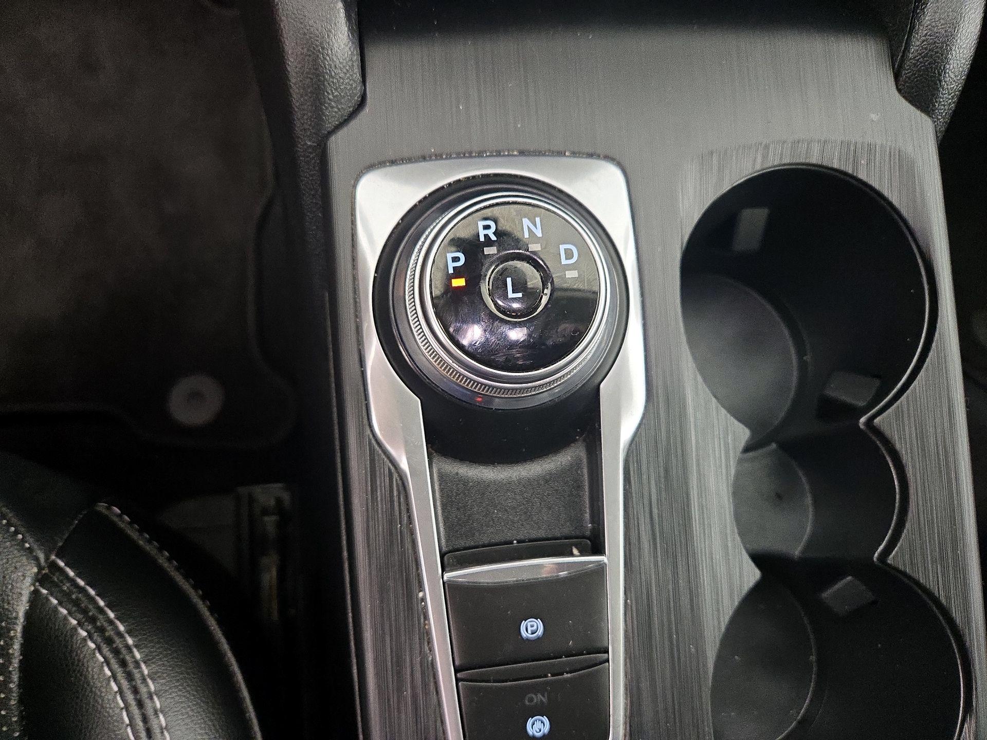 Thumbnail: 2021 Ford Escape - 17