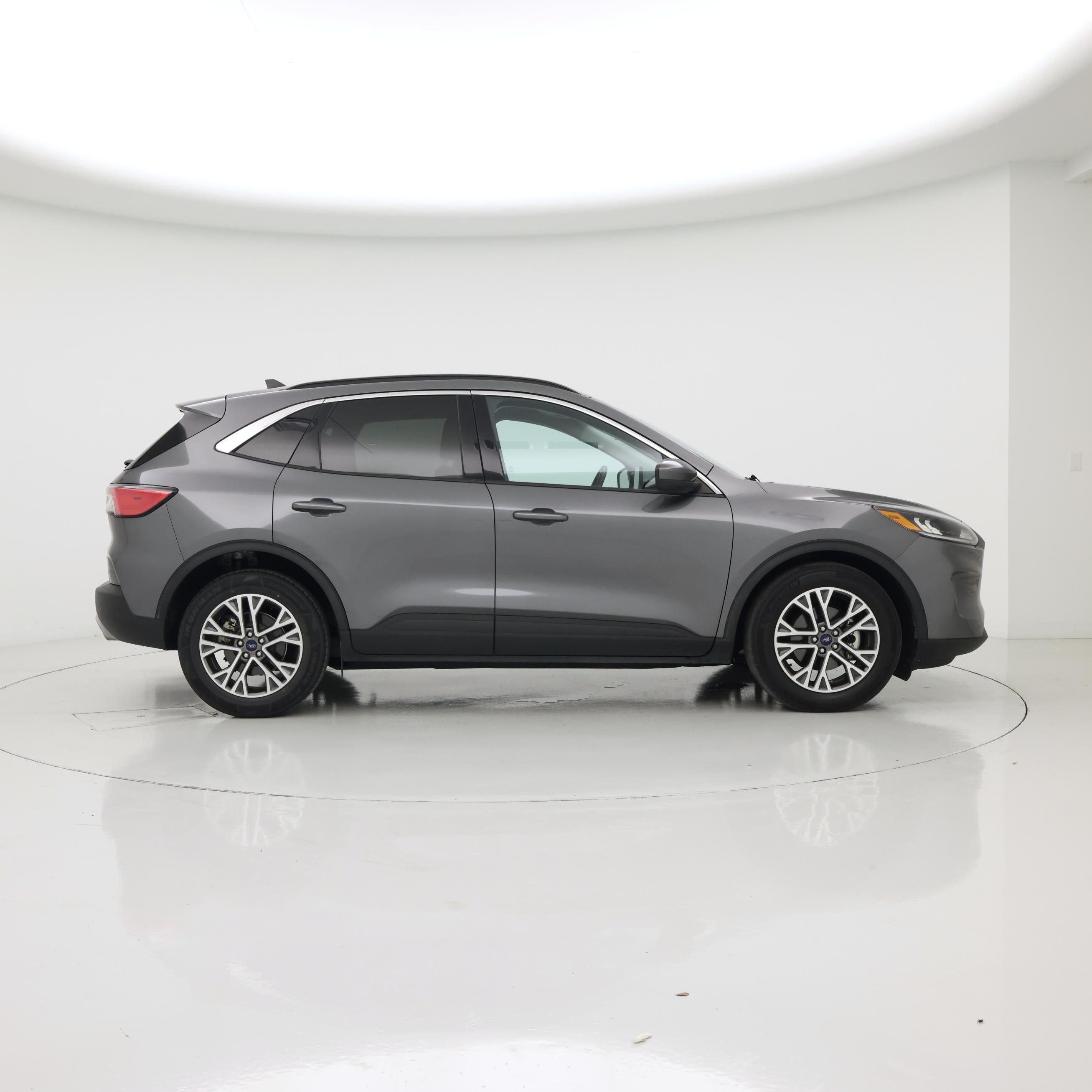 Thumbnail: 2021 Ford Escape - 7