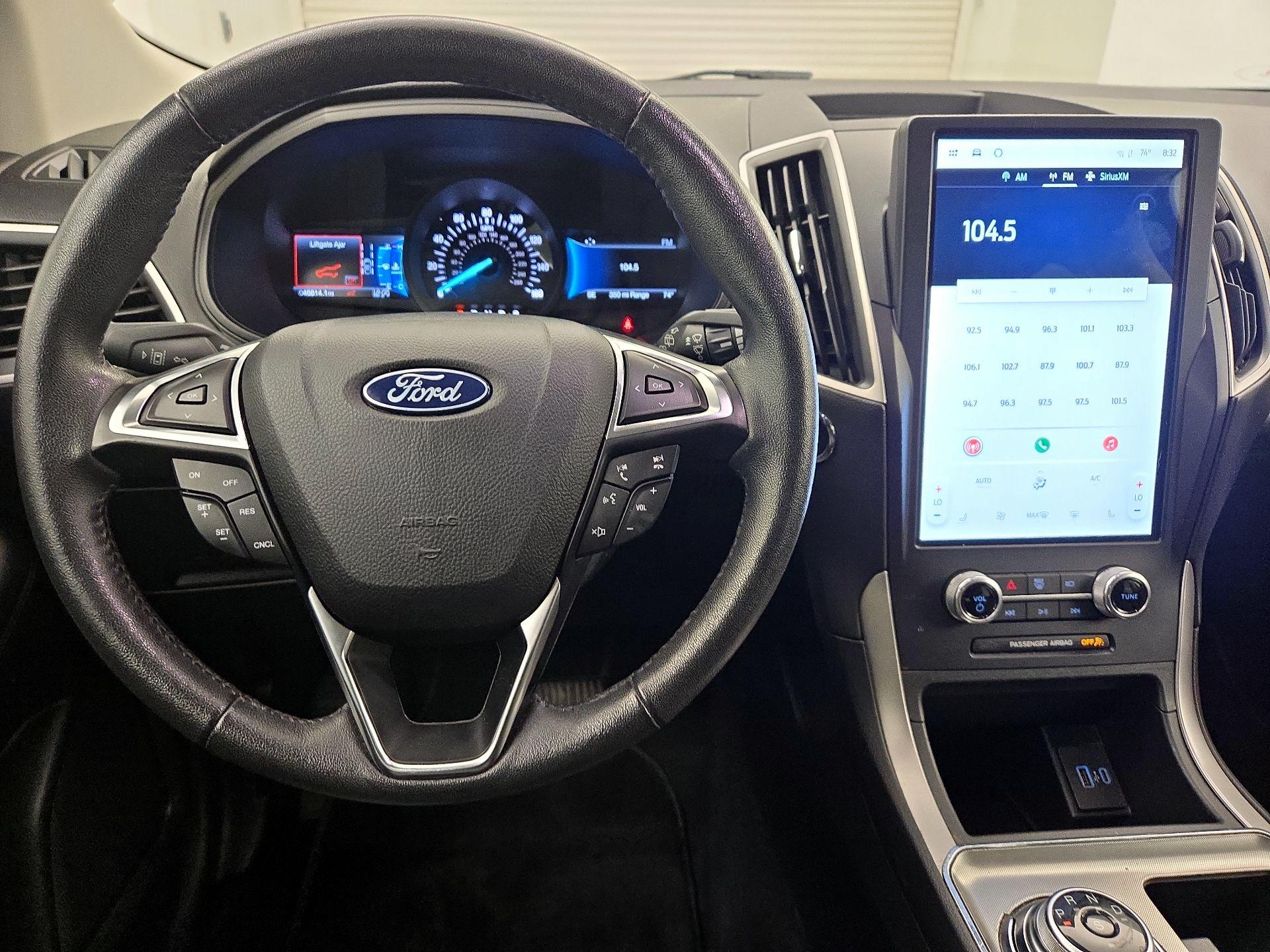 Thumbnail: 2022 Ford Edge - 10