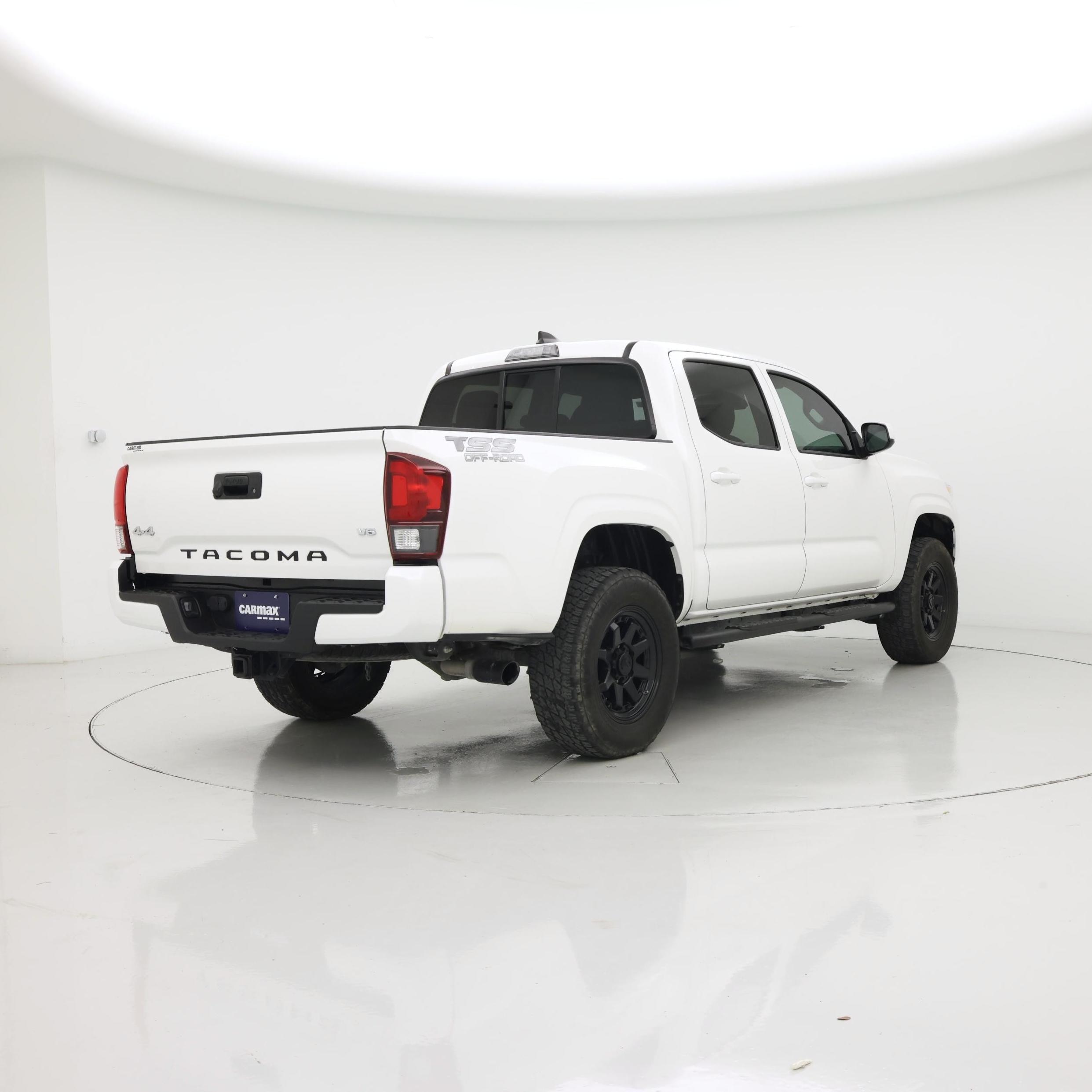 Thumbnail: 2023 Toyota Tacoma - 8