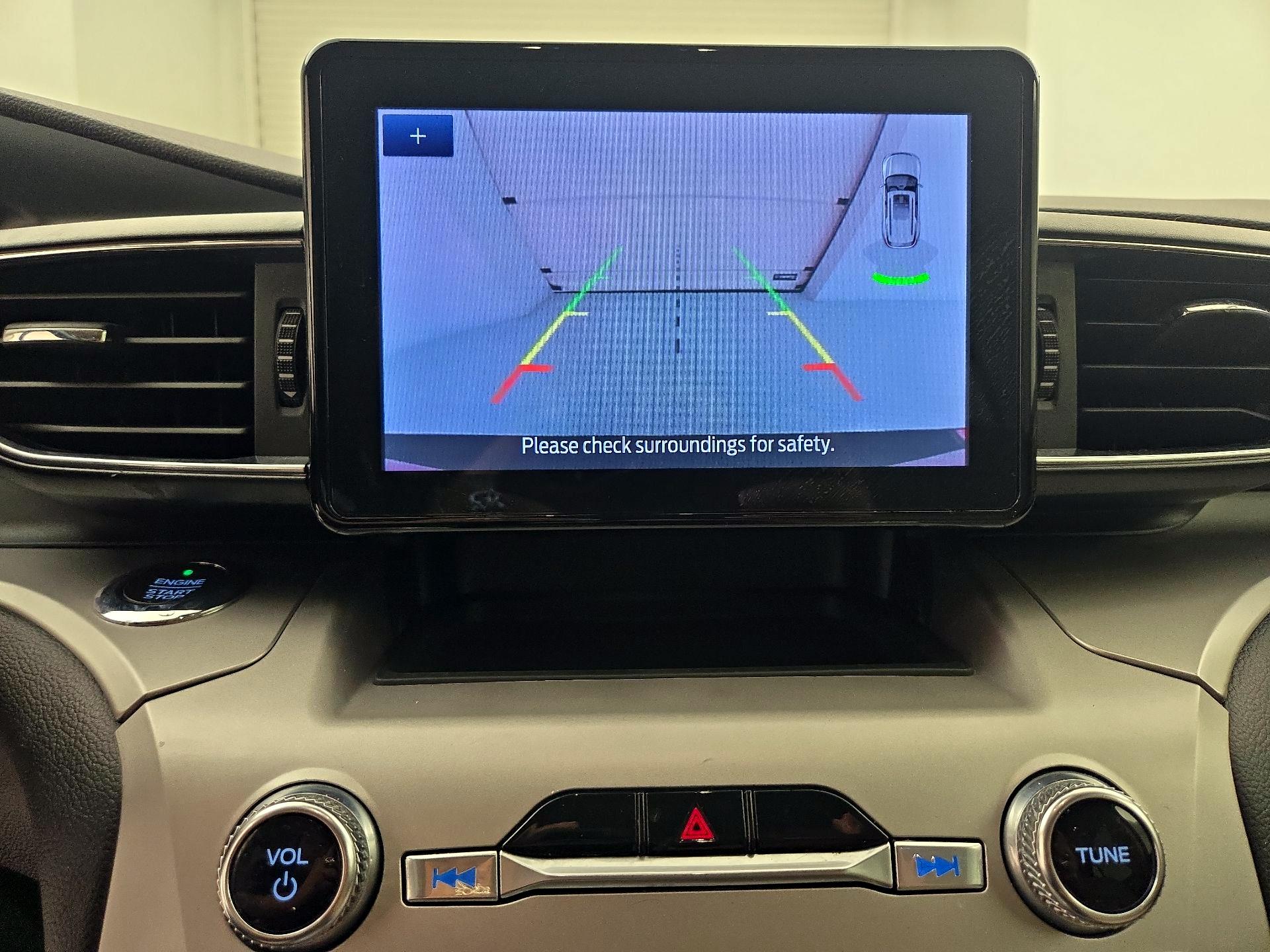 Thumbnail: 2021 Ford Explorer - 15