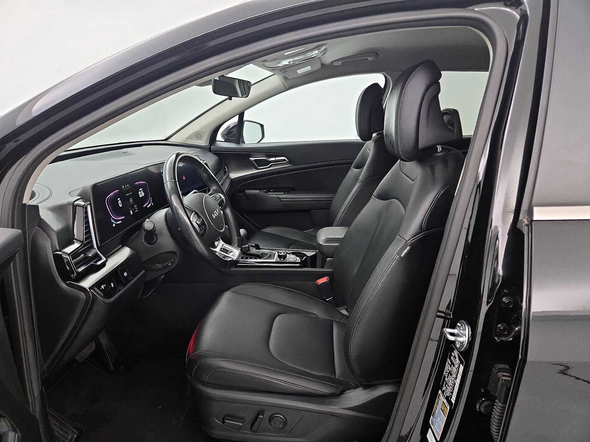 Thumbnail: 2023 Kia Sportage - 11