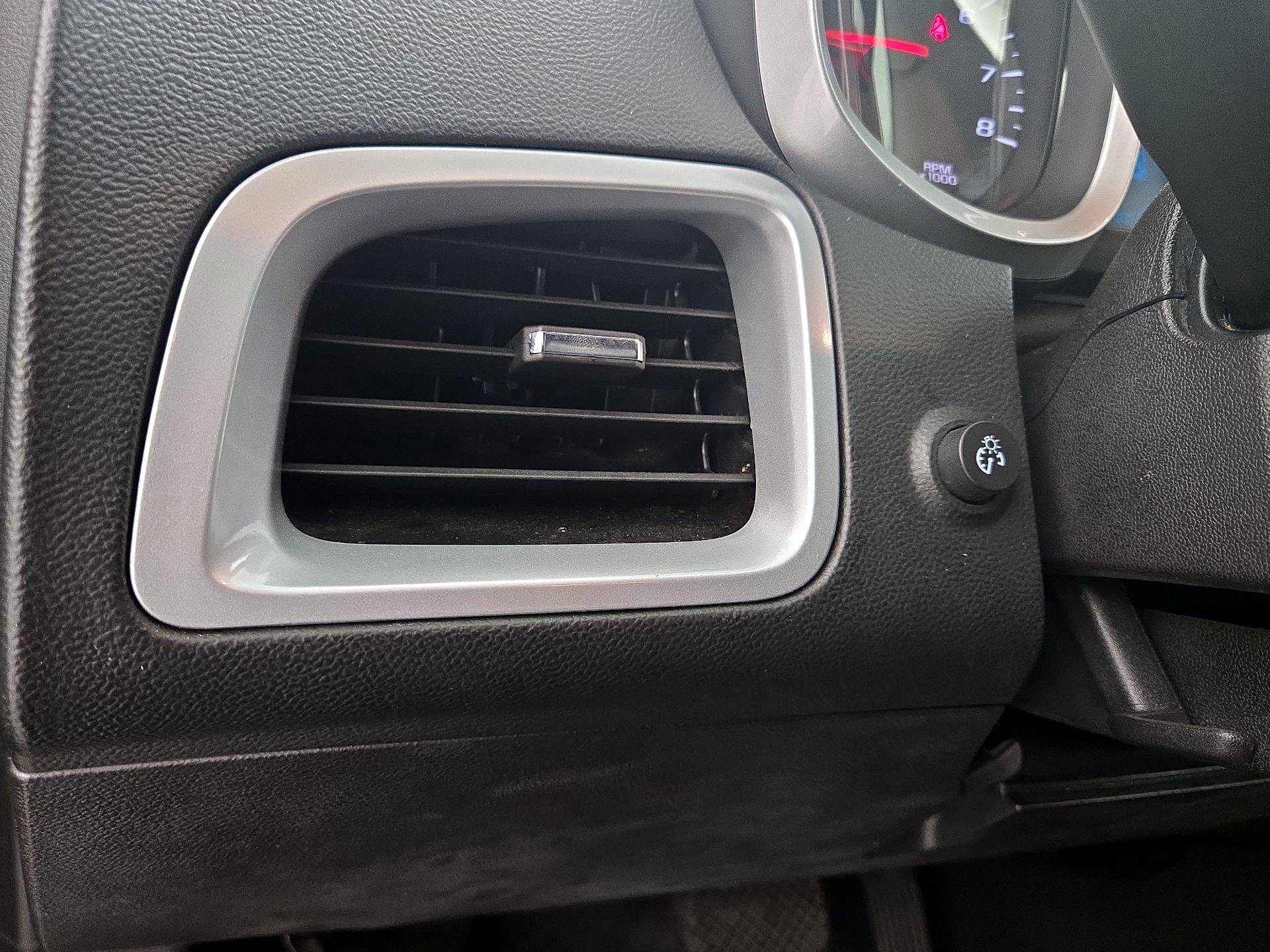 Thumbnail: 2017 Chevrolet Equinox - 13