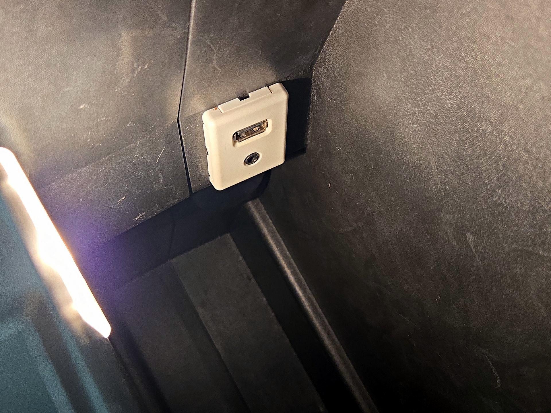 Thumbnail: 2017 Chevrolet Equinox - 18