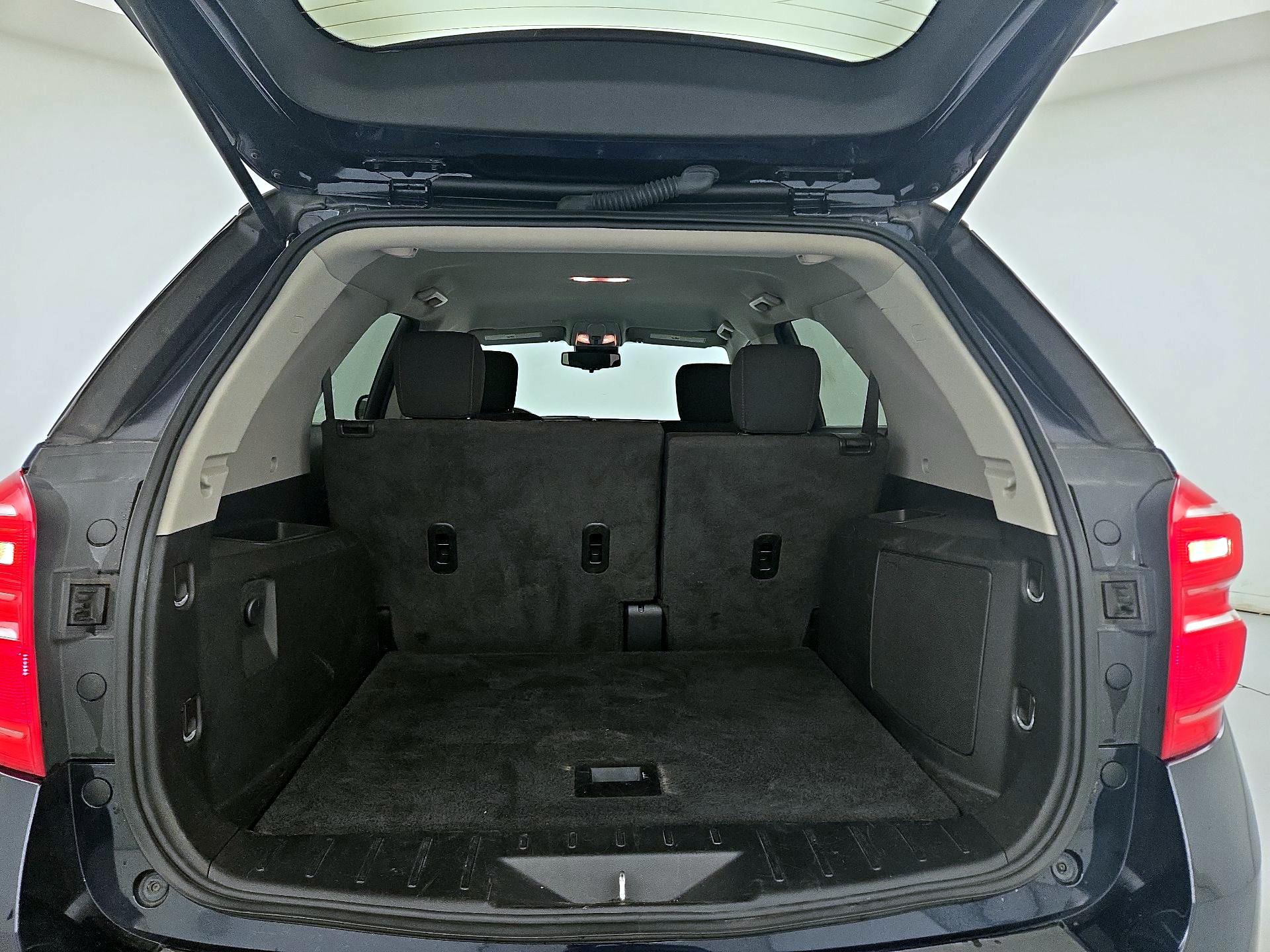 Thumbnail: 2017 Chevrolet Equinox - 20