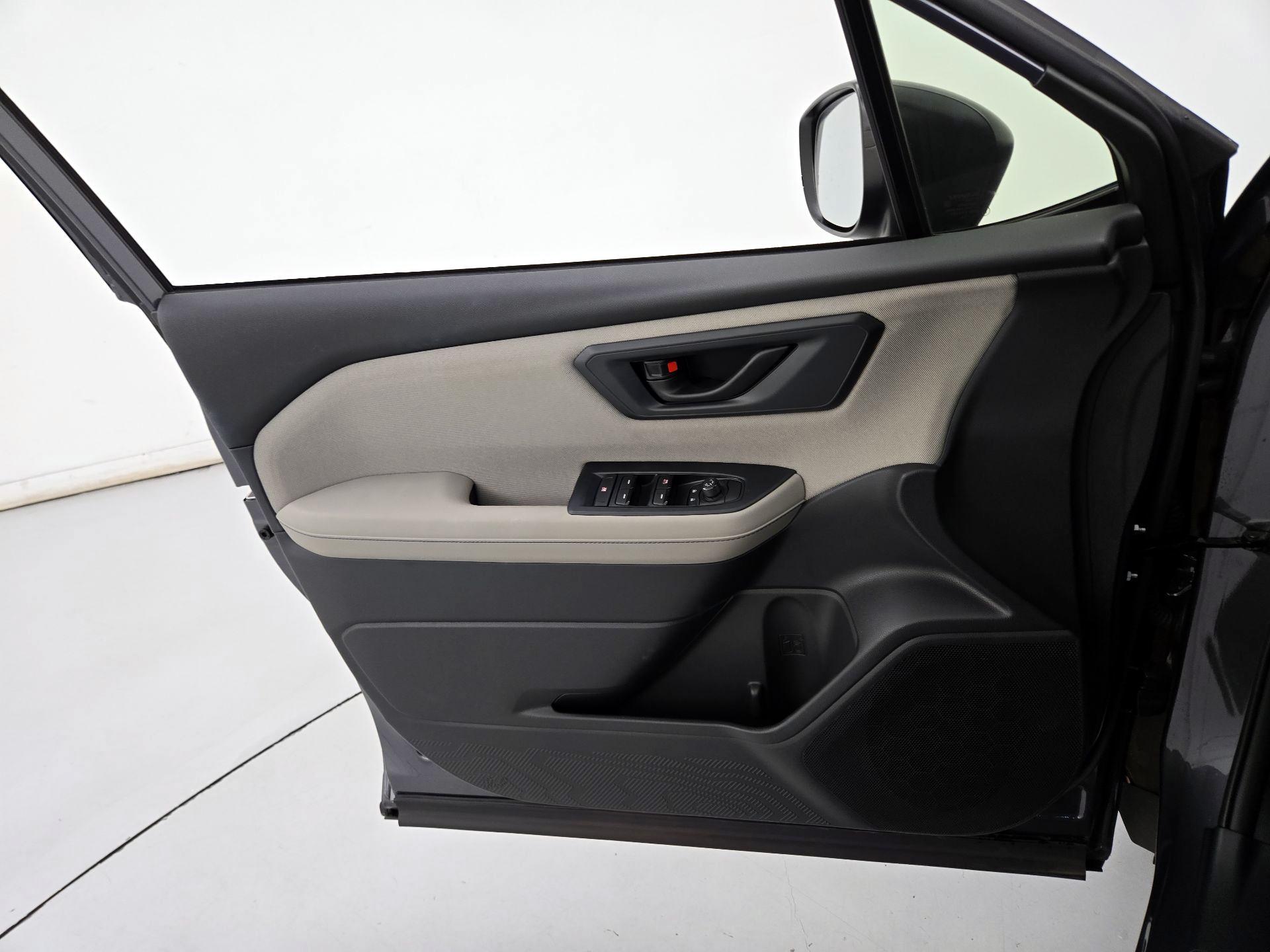 Thumbnail: 2025 Subaru Forester - 12