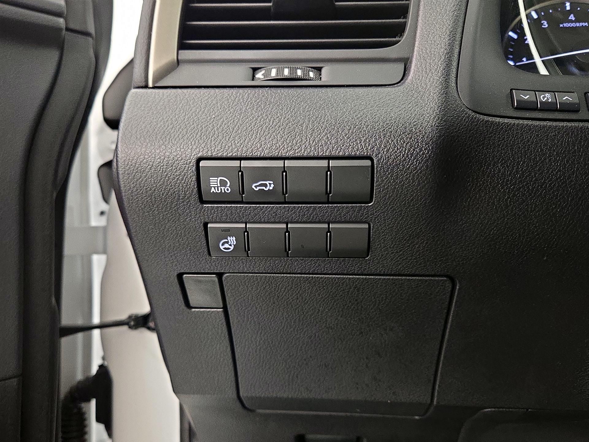 Thumbnail: 2021 Lexus RX - 13