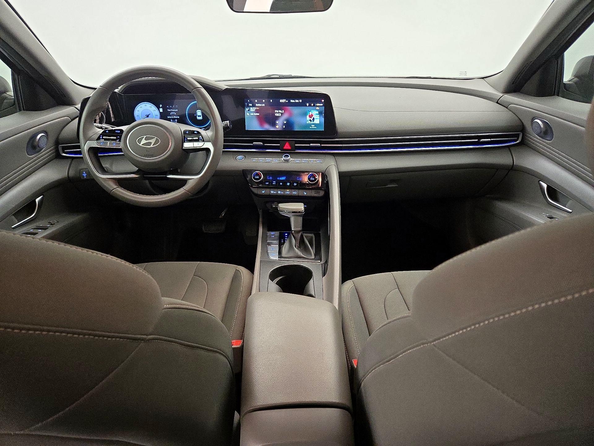 Thumbnail: 2024 Hyundai Elantra - 9