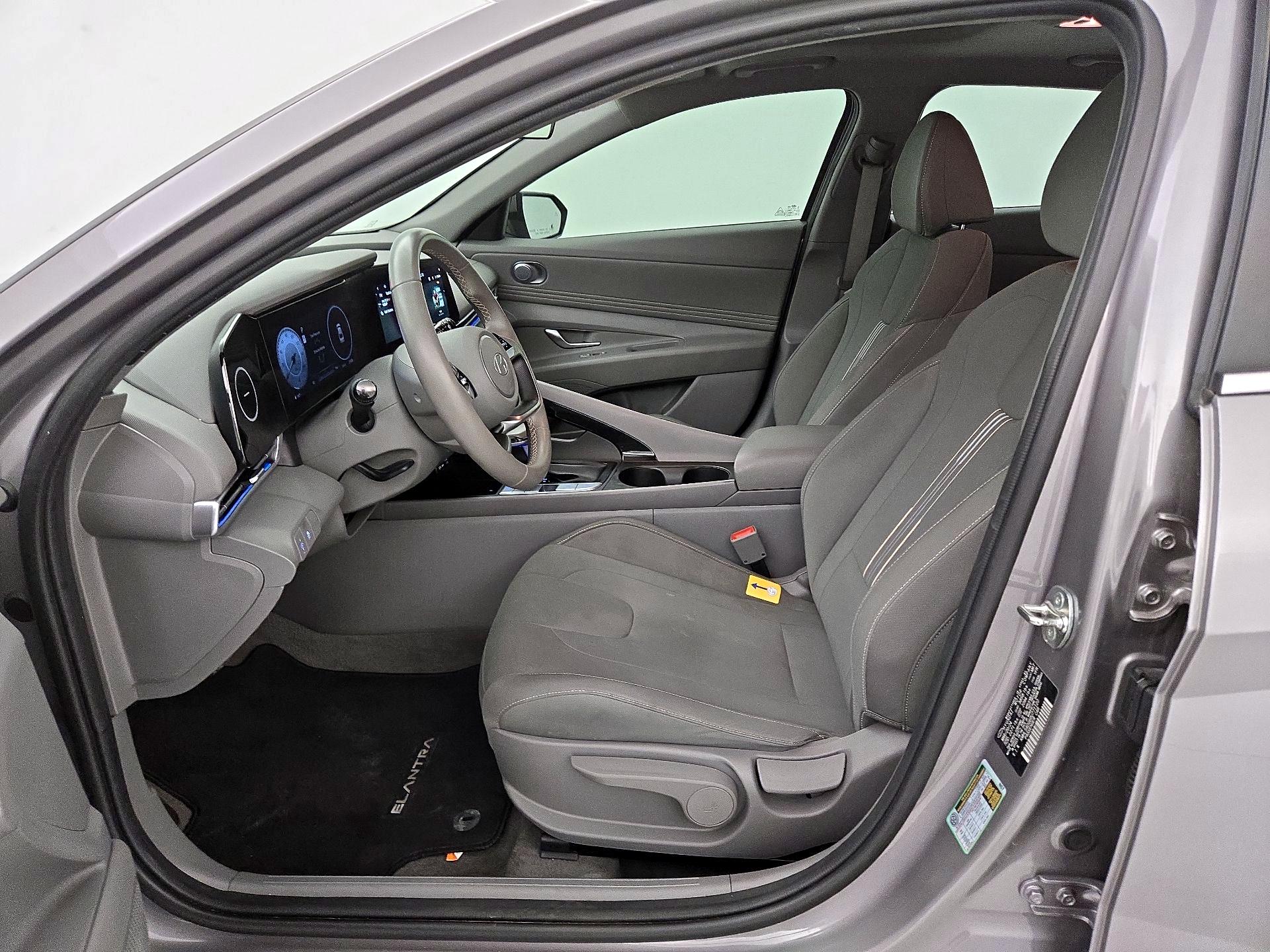 Thumbnail: 2024 Hyundai Elantra - 11
