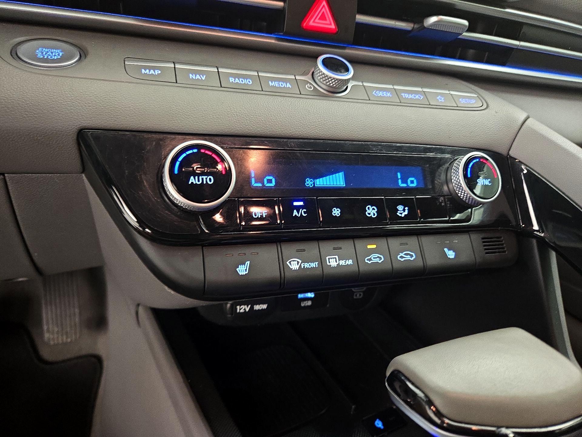 Thumbnail: 2024 Hyundai Elantra - 15