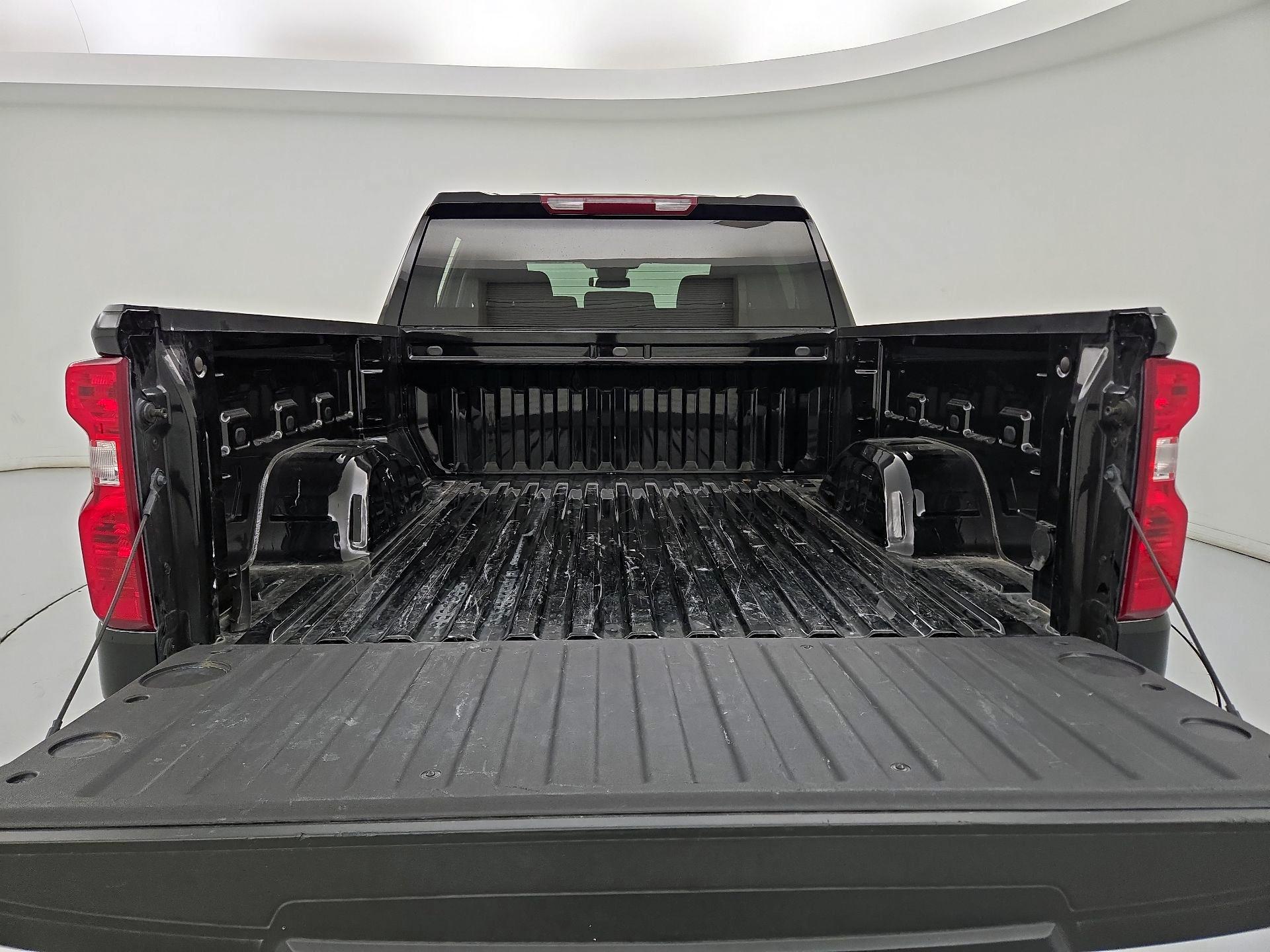 Thumbnail: 2023 Chevrolet Silverado 1500 - 20