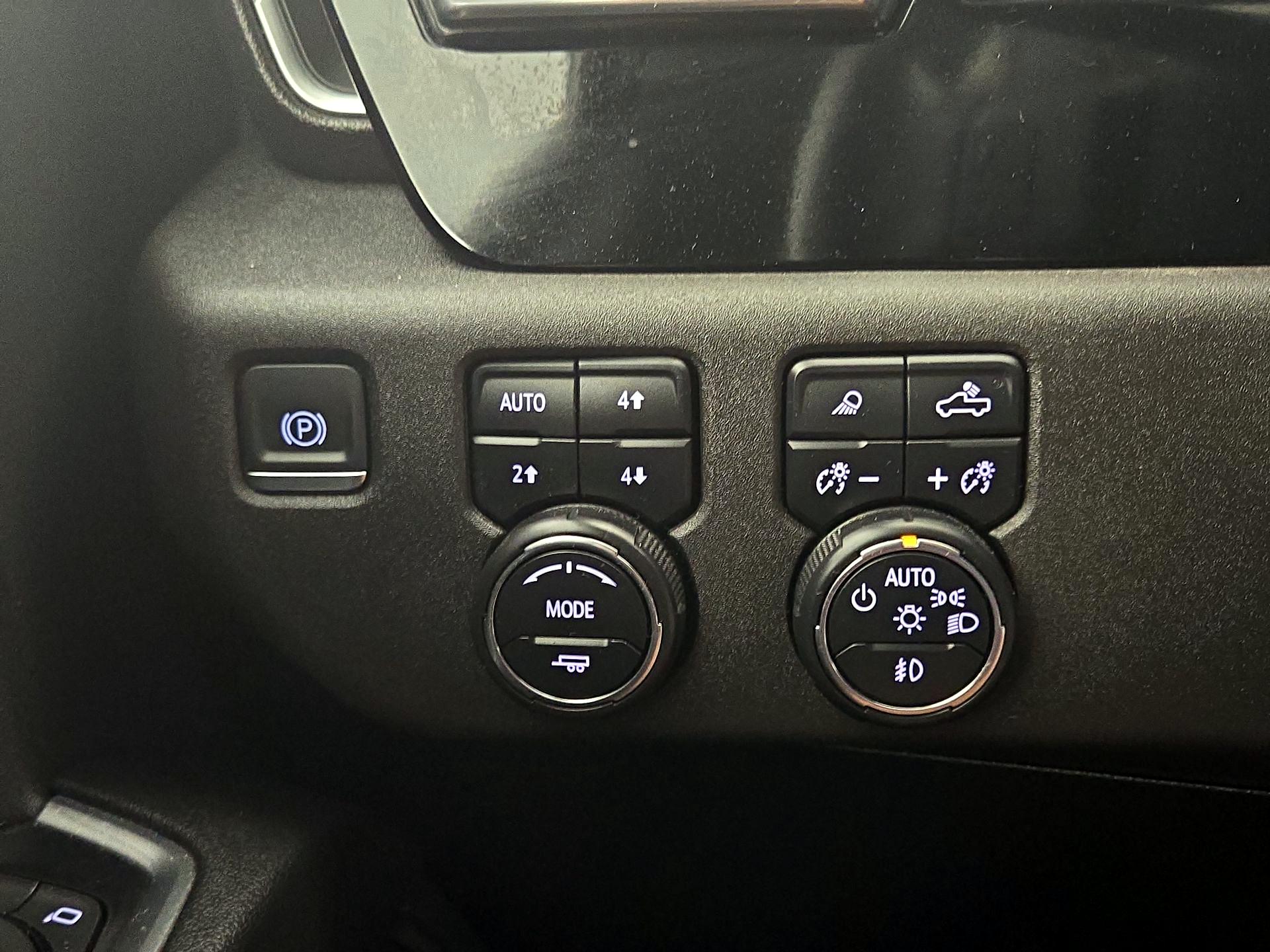 Thumbnail: 2023 Chevrolet Silverado 1500 - 13
