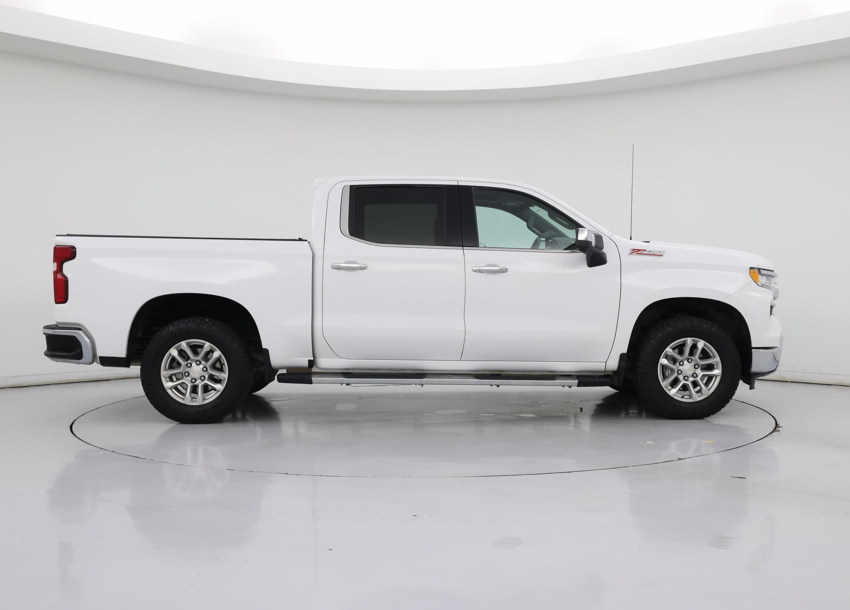 Thumbnail: 2023 Chevrolet Silverado 1500 - 7