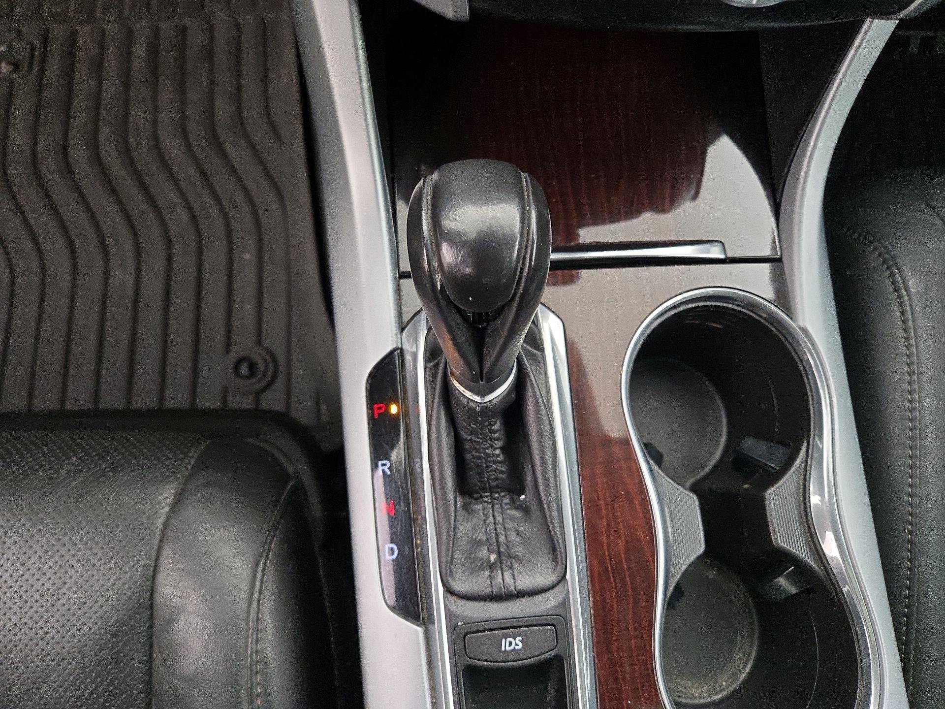 Thumbnail: 2017 Acura TLX - 18
