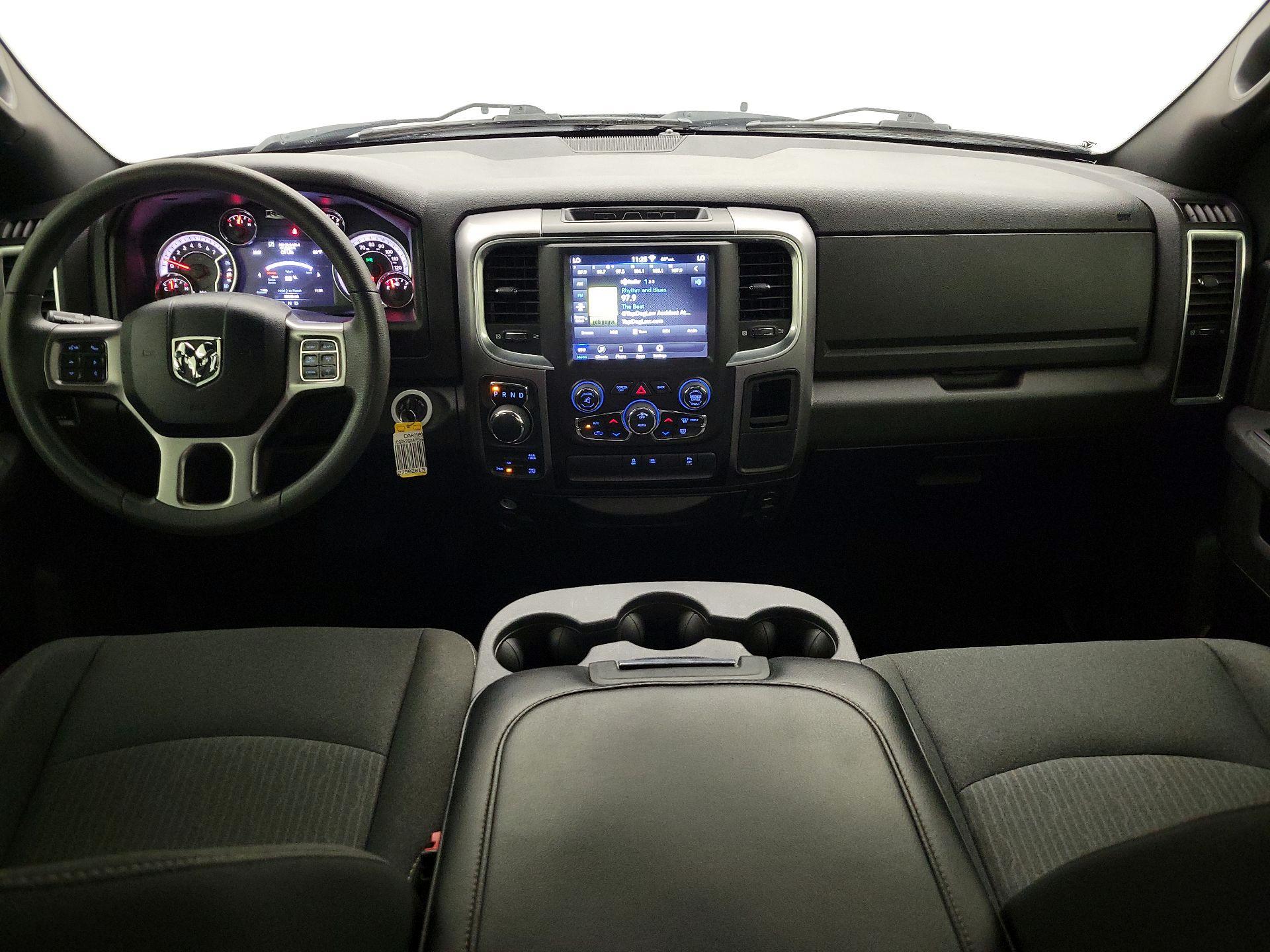 Thumbnail: 2021 RAM 1500 Classic - 9