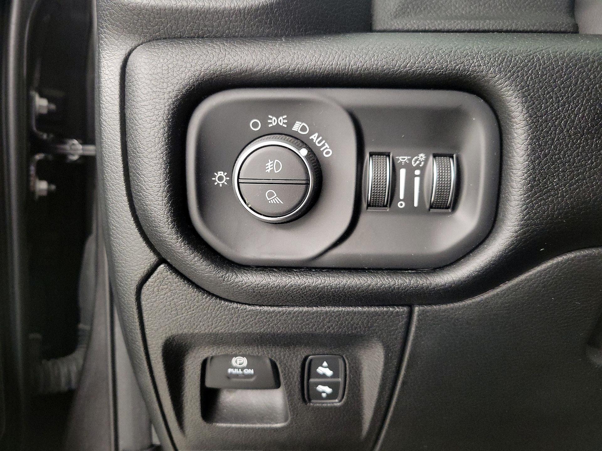 Thumbnail: 2022 RAM 1500 - 13