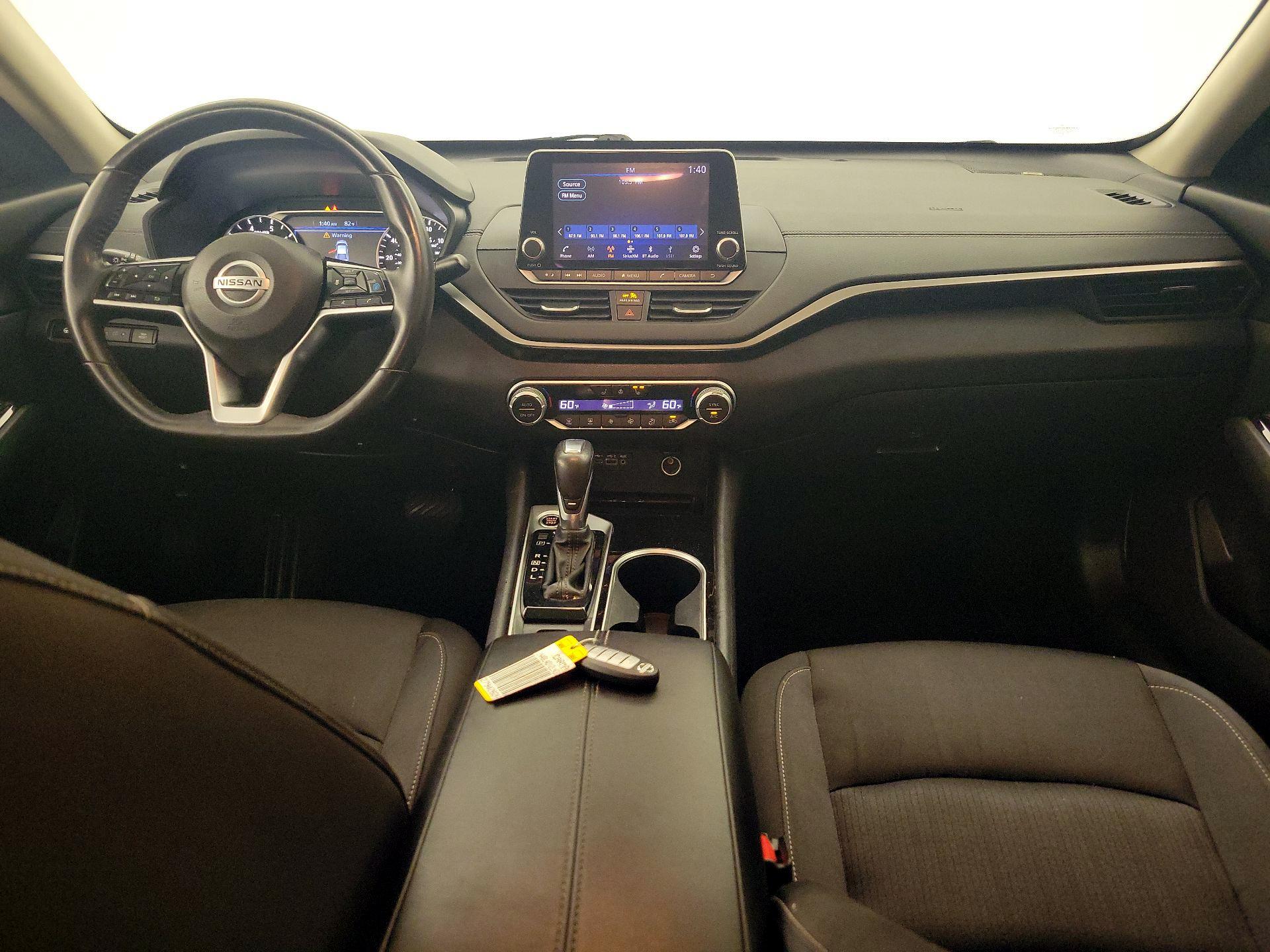 Thumbnail: 2020 Nissan Altima - 9