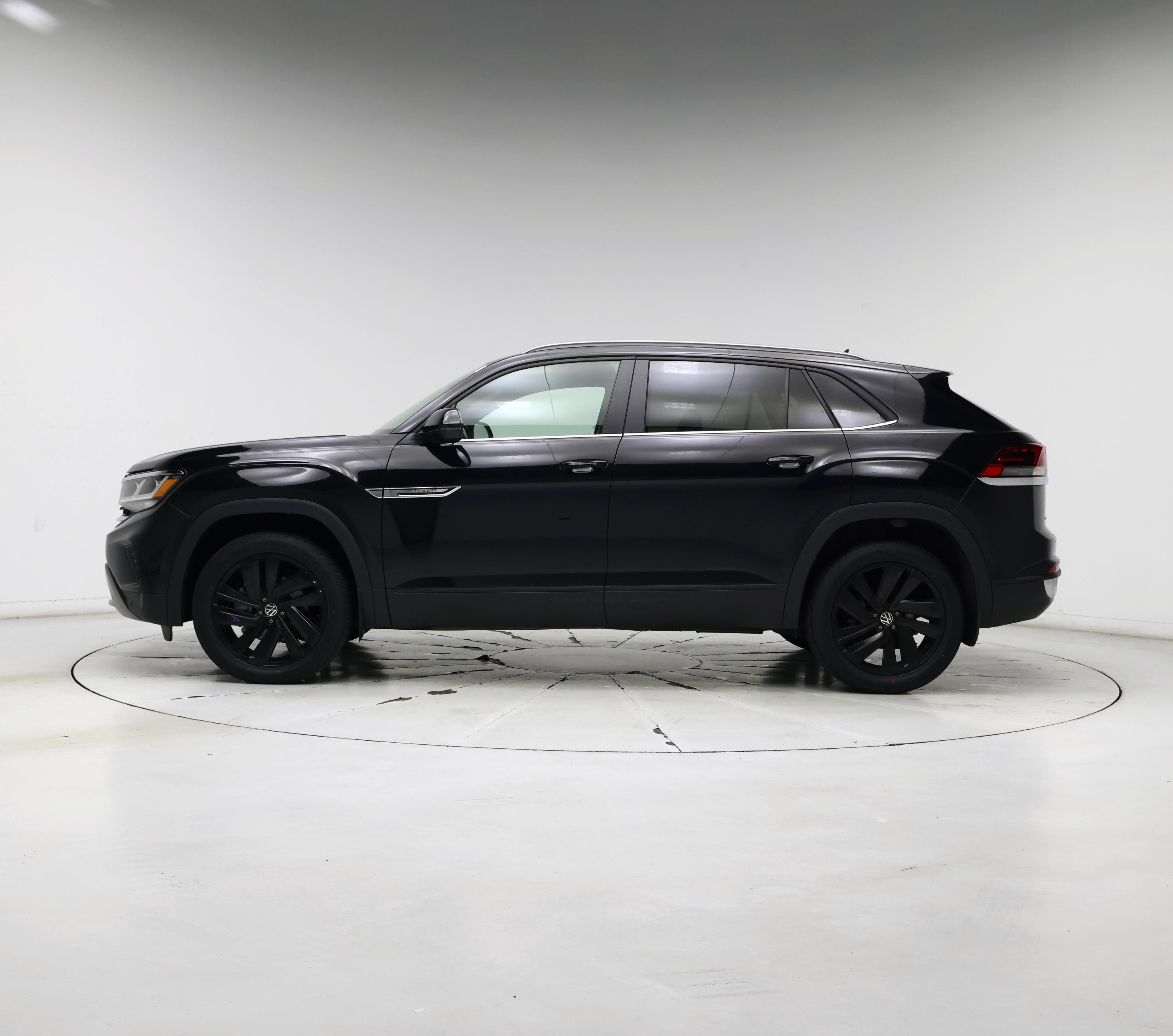 Thumbnail: 2023 Volkswagen Atlas - 3
