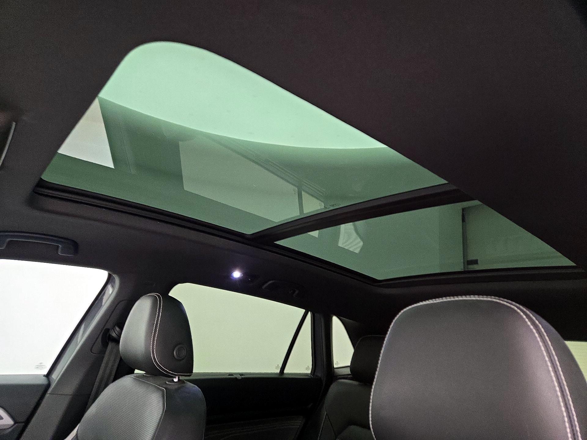 Thumbnail: 2021 Volkswagen Atlas - 19