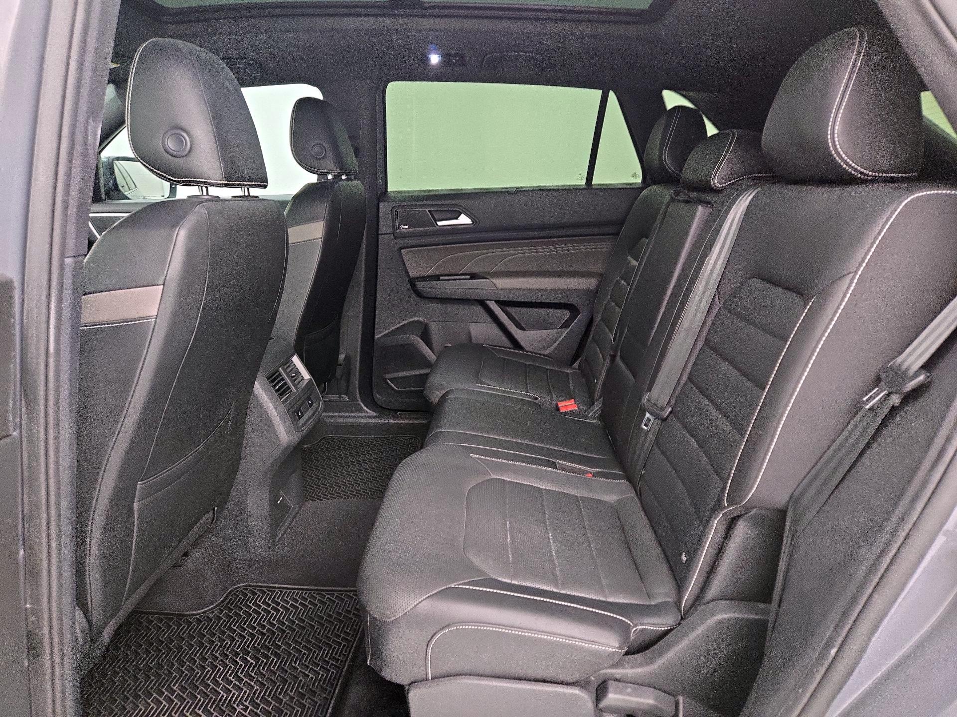 Thumbnail: 2021 Volkswagen Atlas - 20