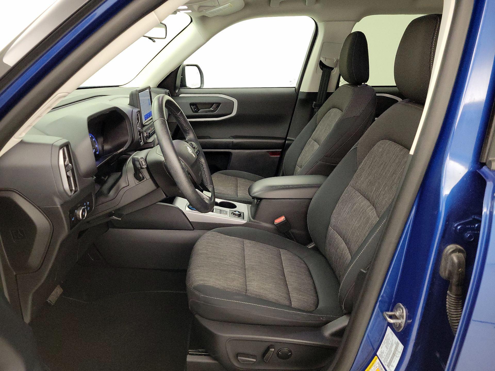 Thumbnail: 2023 Ford Bronco Sport - 11